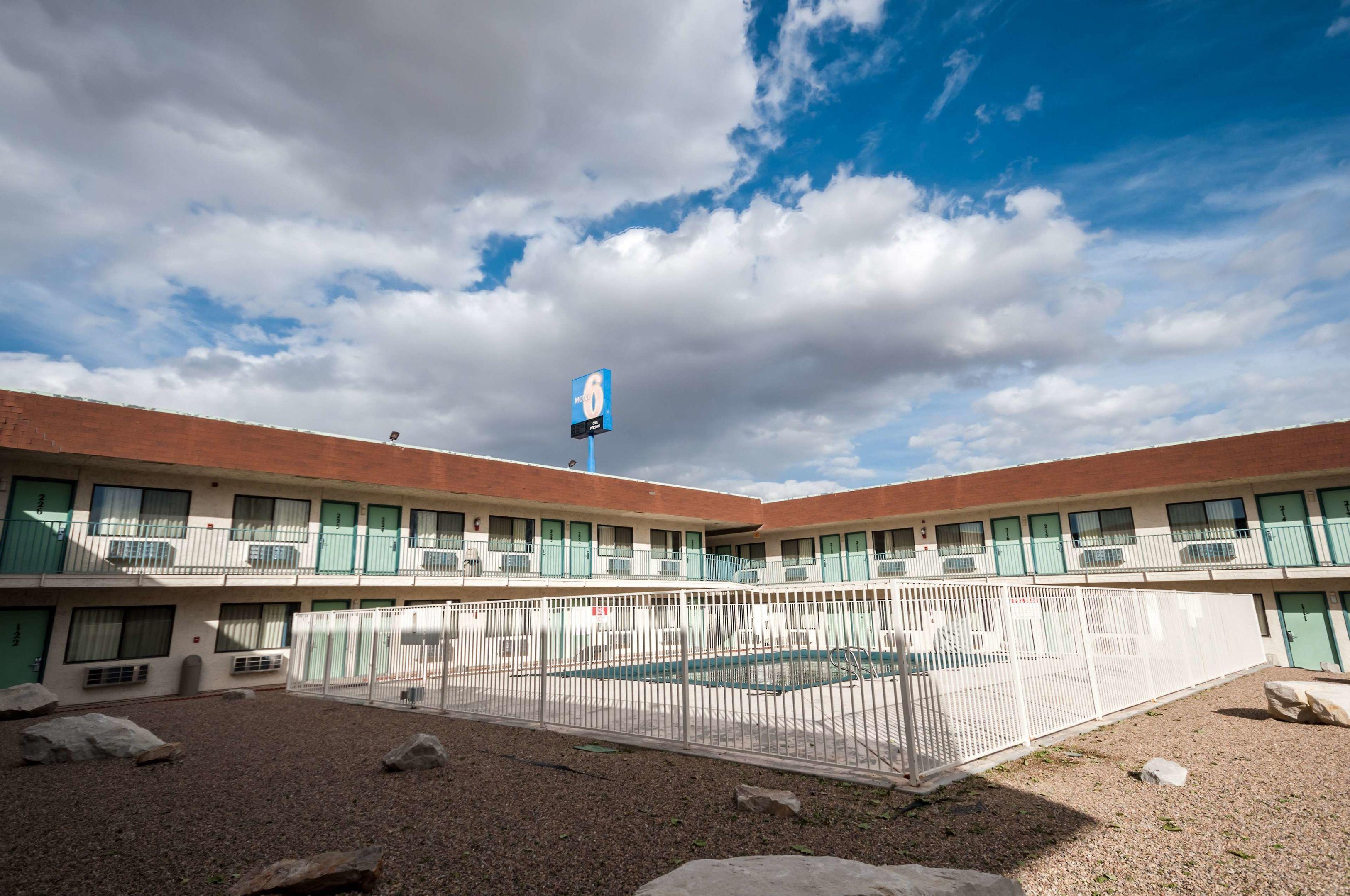 Motel 6 Green River — photo 4