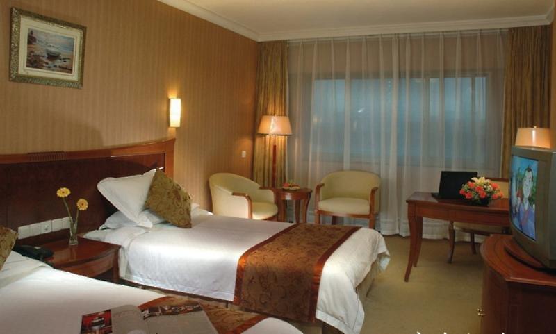 New Era Hotel — photo 5