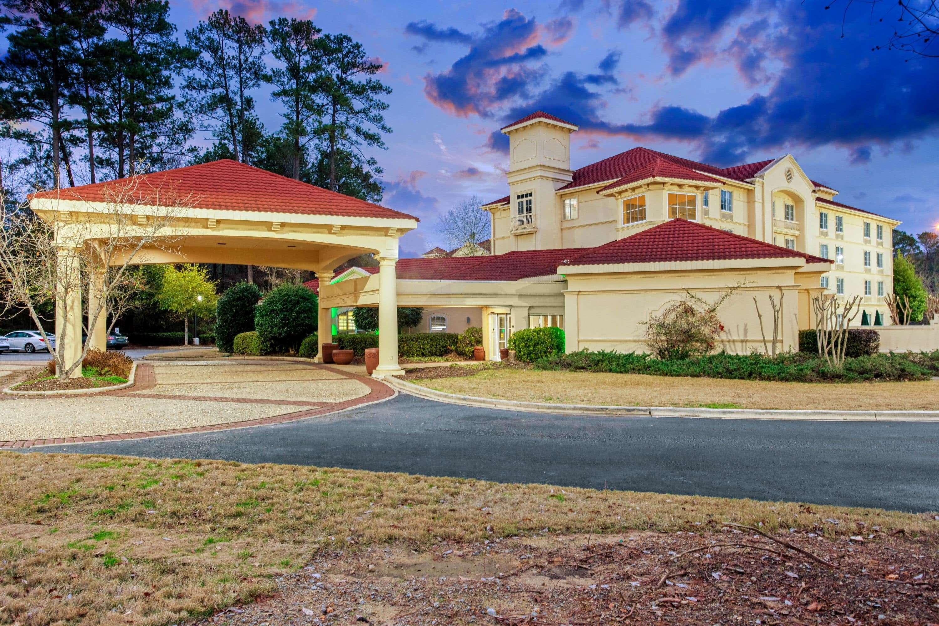 La Quinta Inn & Suites Birmingham Hoover — photo 5