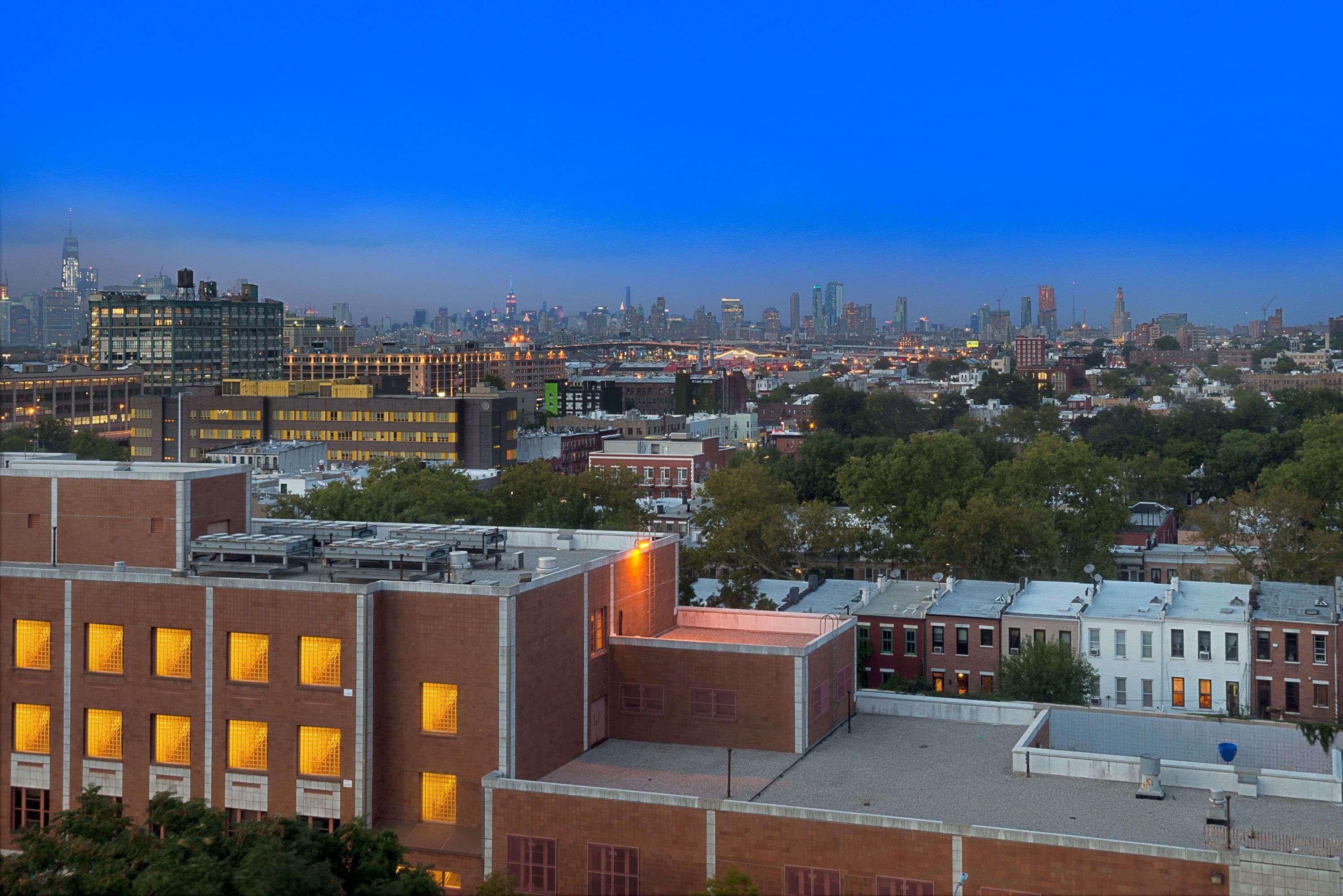 Wyndham Garden Brooklyn Sunset Park — photo 4