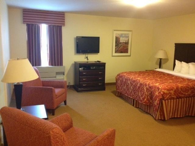 Home-Towne Suites - Columbus — photo 5