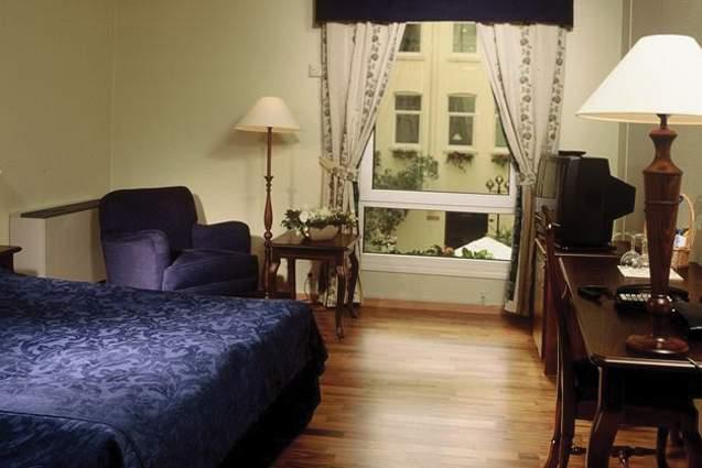Clarion Ernst — photo 3