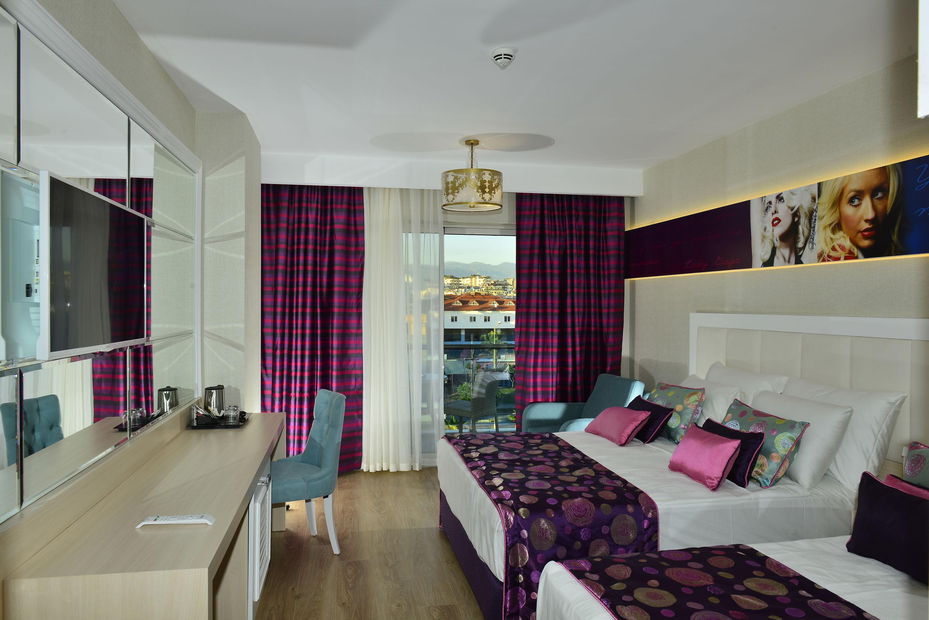 Azura Deluxe Resort & Spa Hotel — photo 4