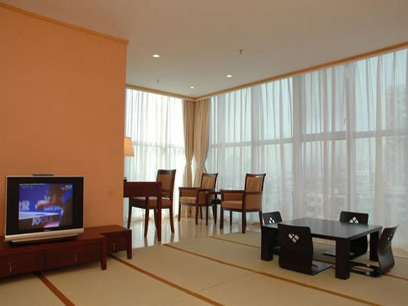 Ying Feng — photo 5