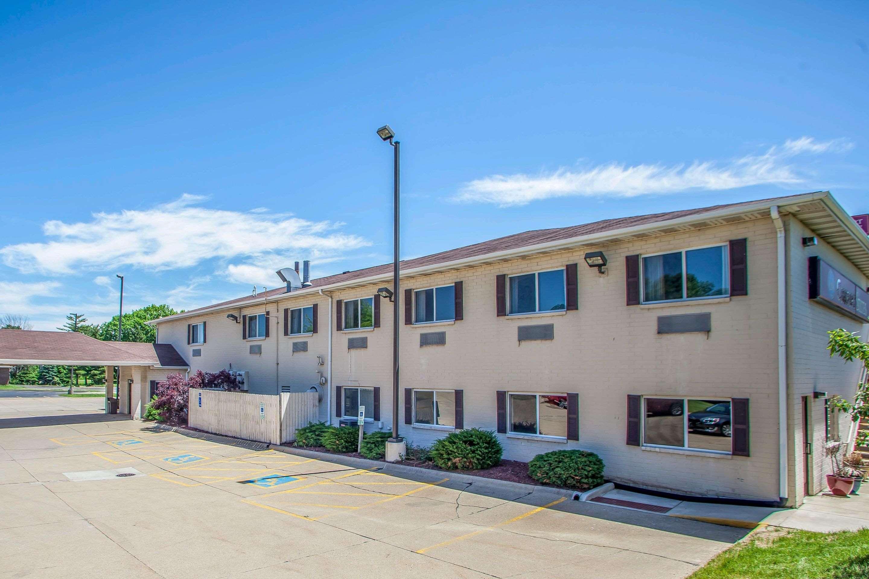 Comfort Suites Peoria I-74 — photo 4
