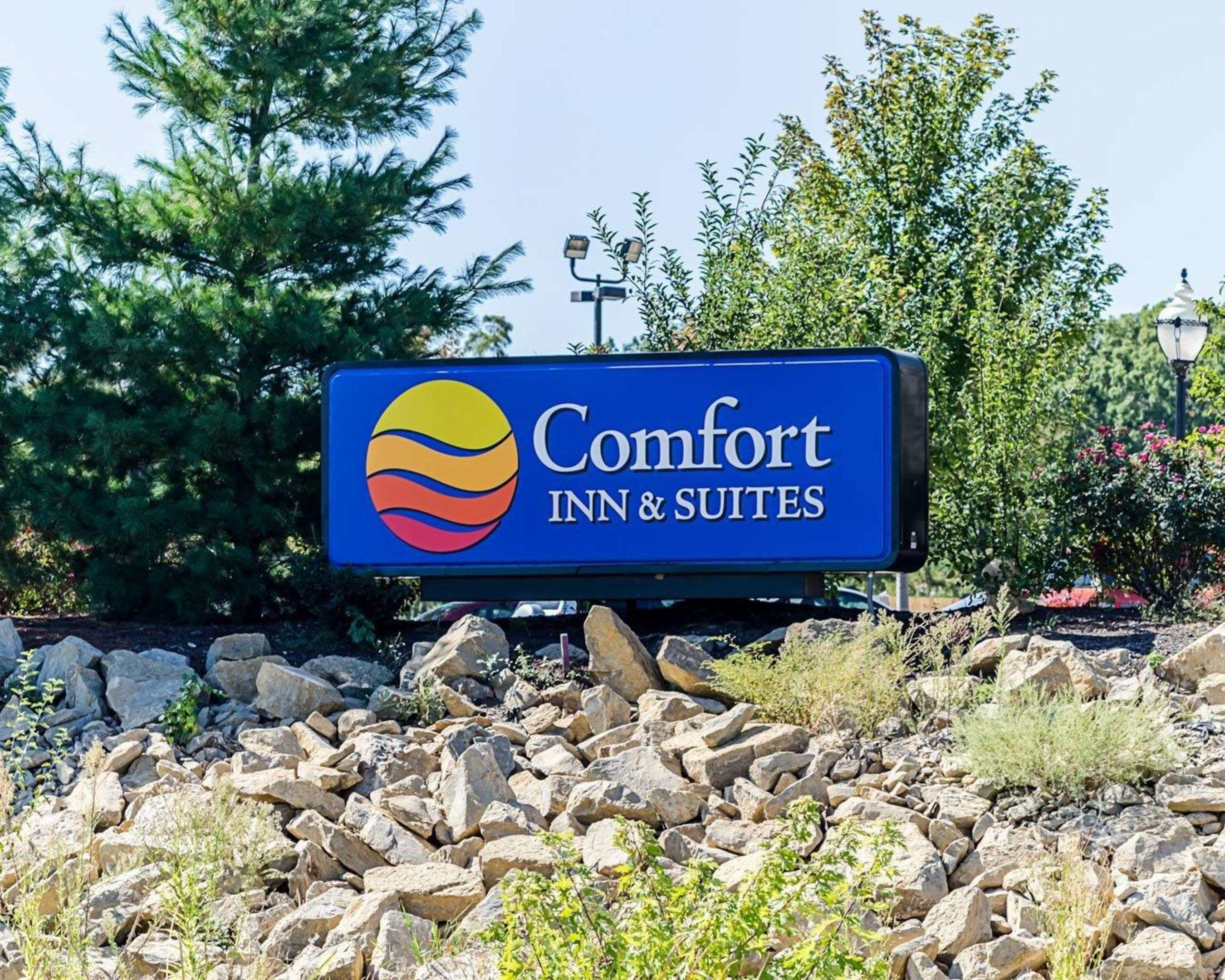 Comfort Inn & Suites Lawrence — photo 4