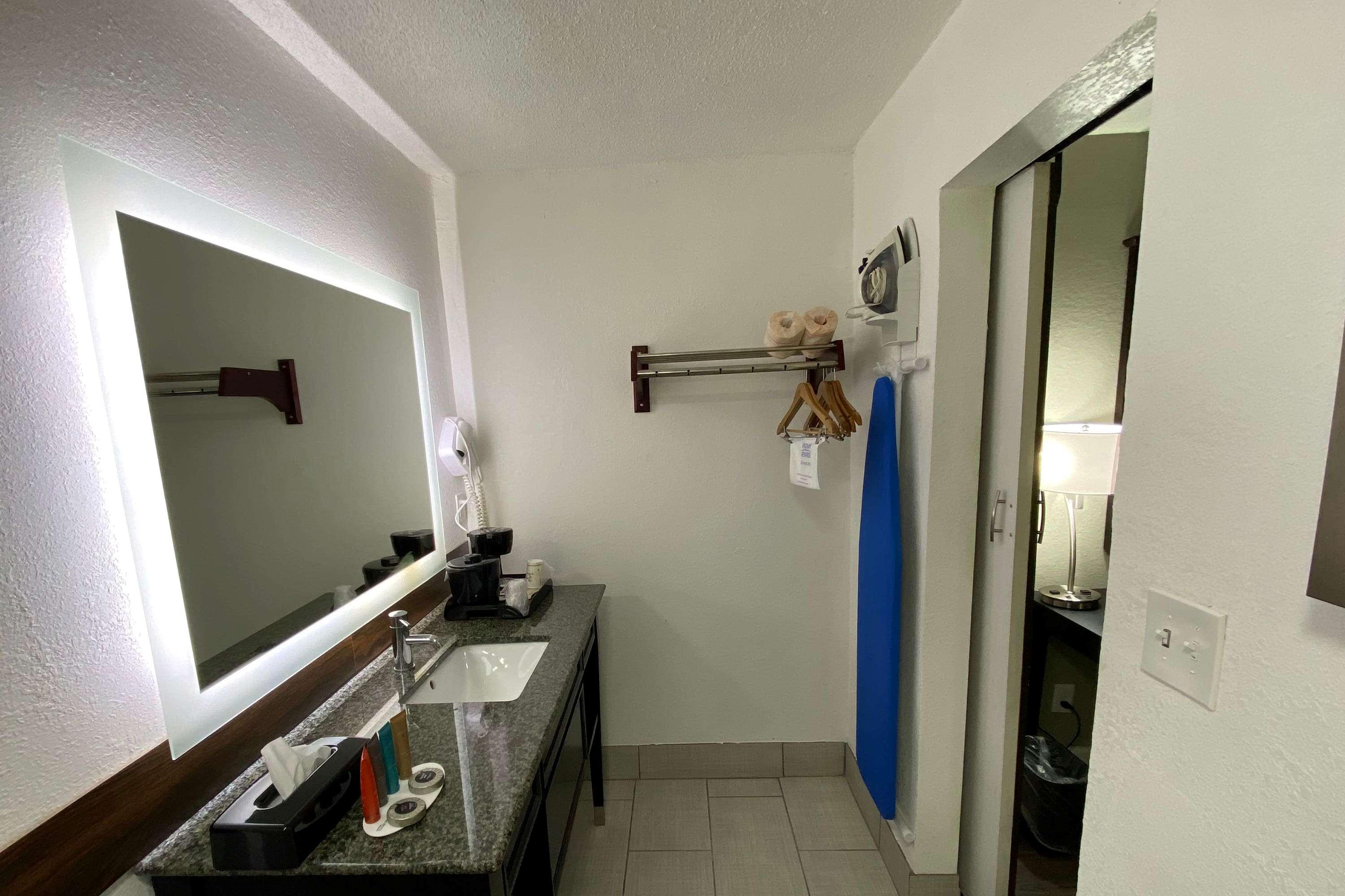 Lx Hotel By LX Group — photo 5