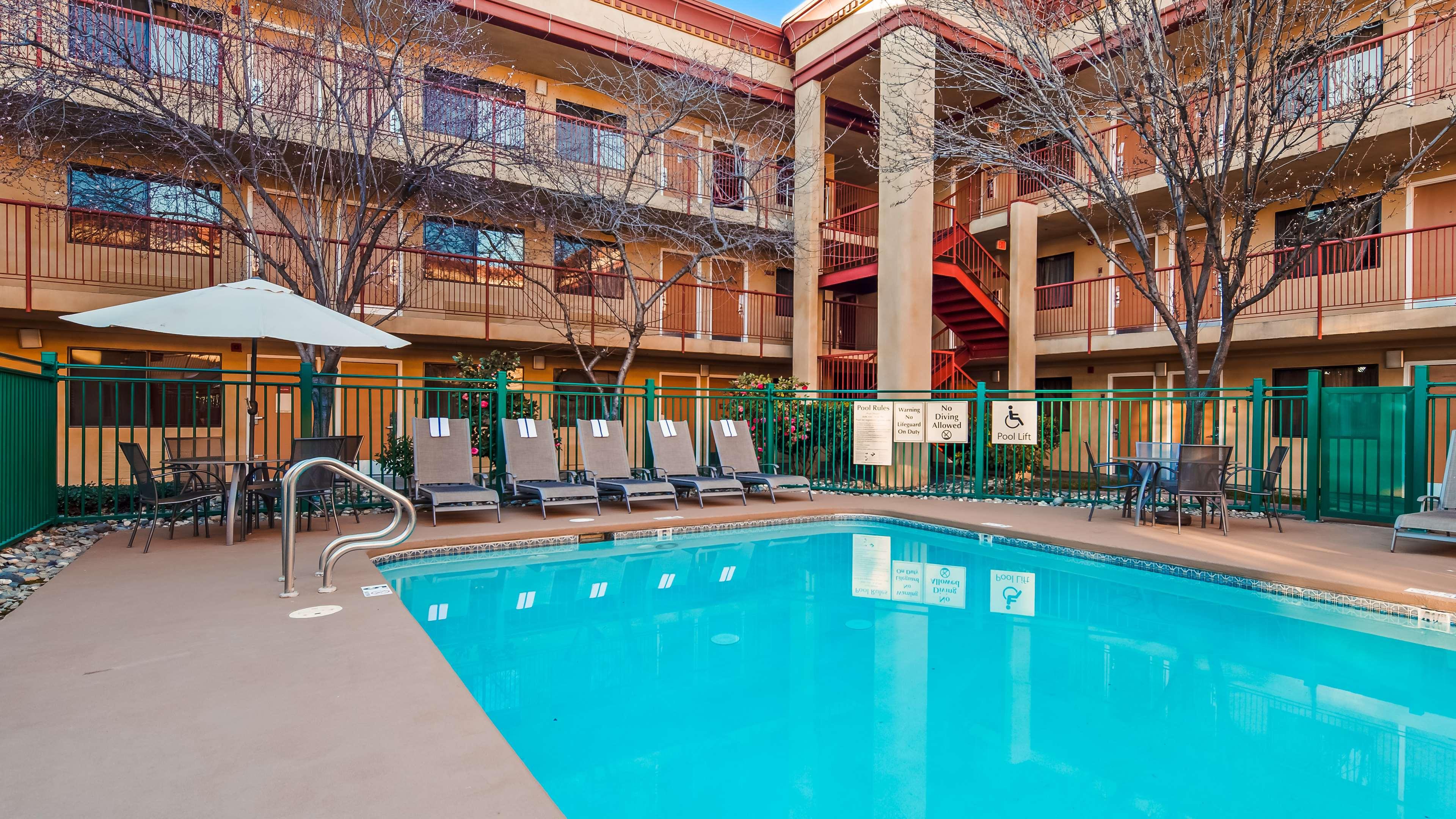 Best Western Plus Orchid Hotel & Suites — photo 5