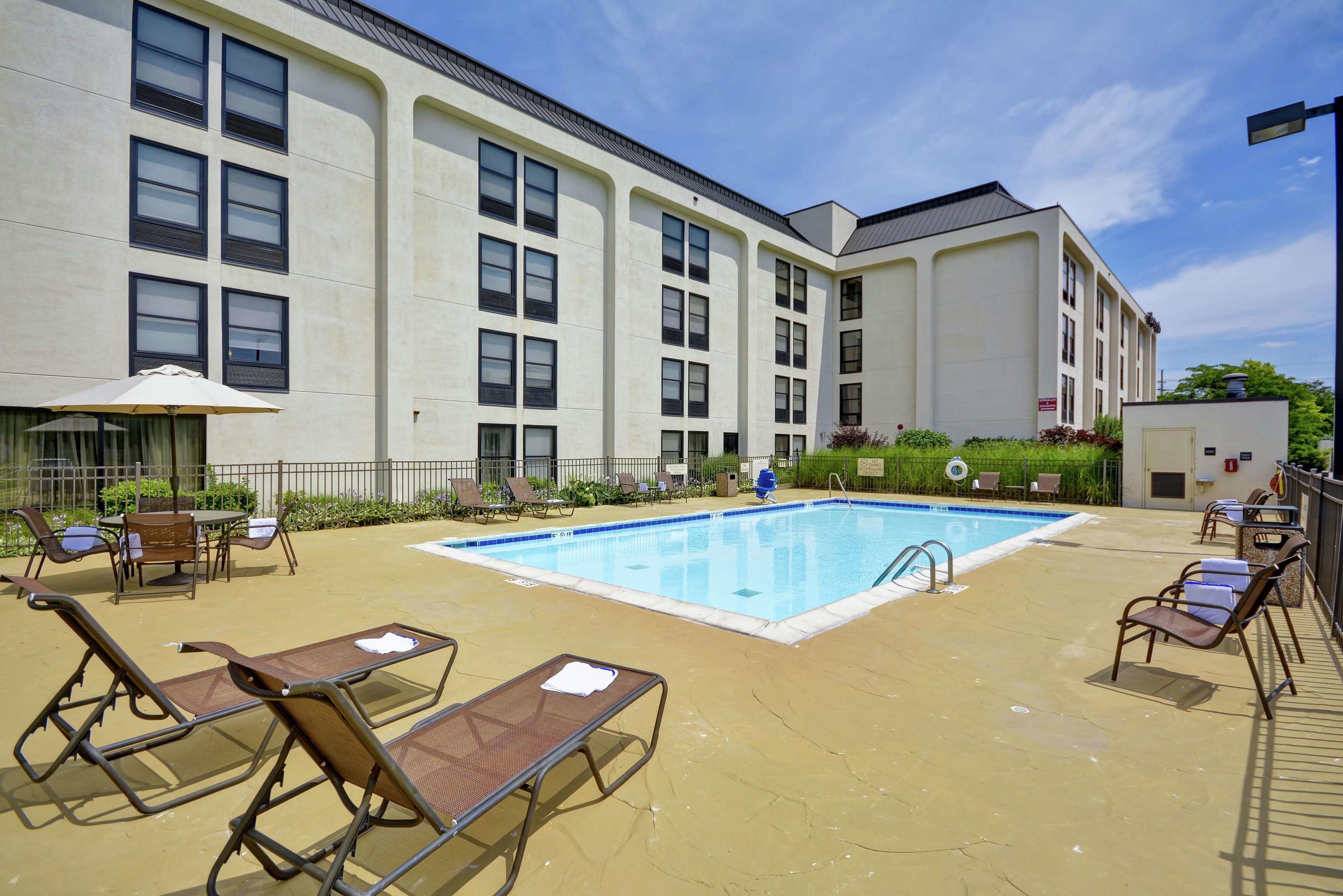 Hampton Inn Detroit Northville — photo 3
