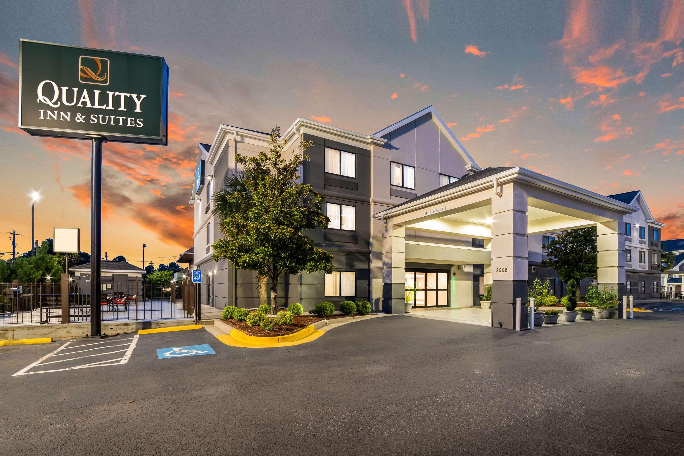 Quality Inn & Suites — photo 4