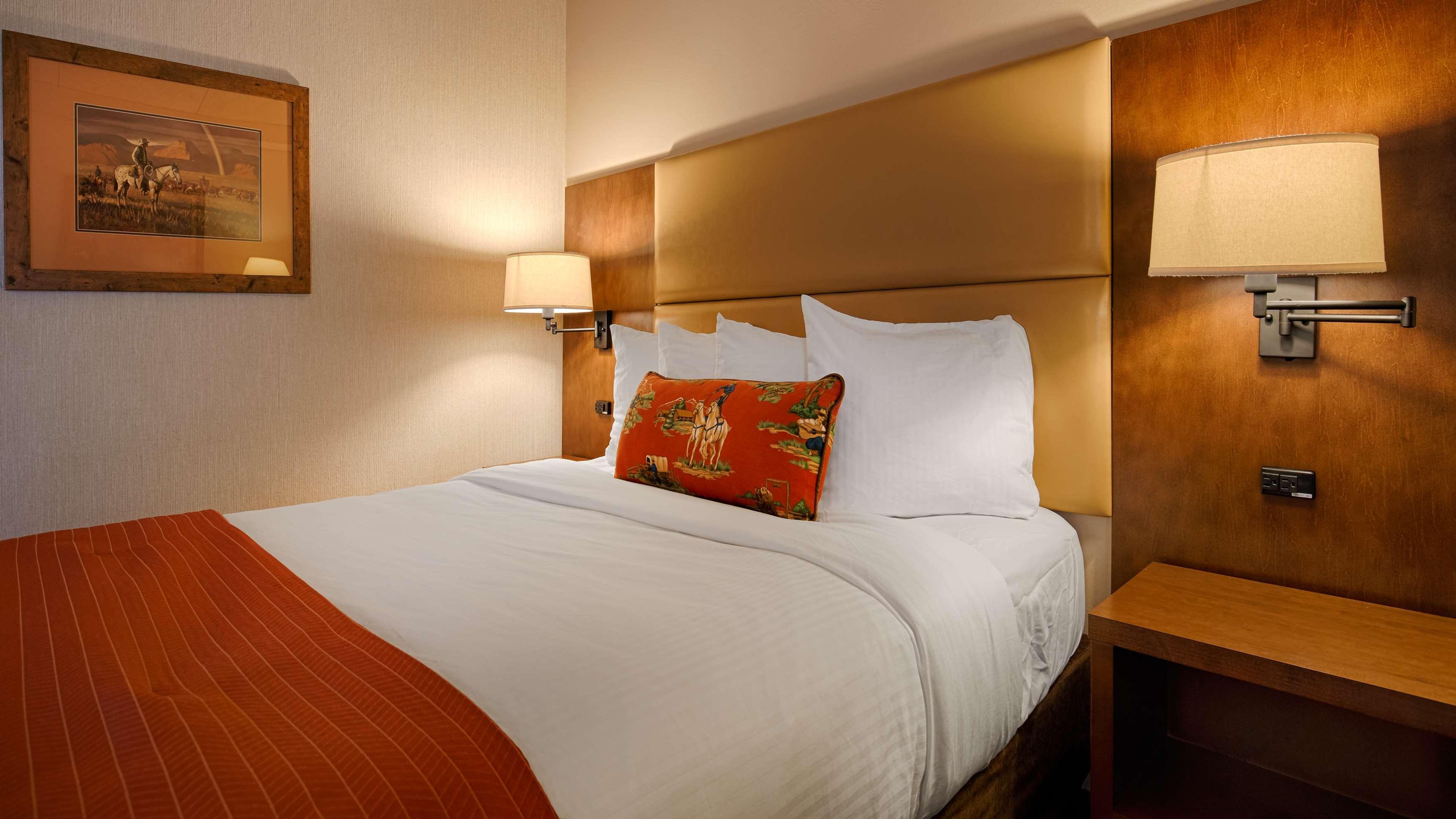 Best Western Outlaw Inn — photo 4