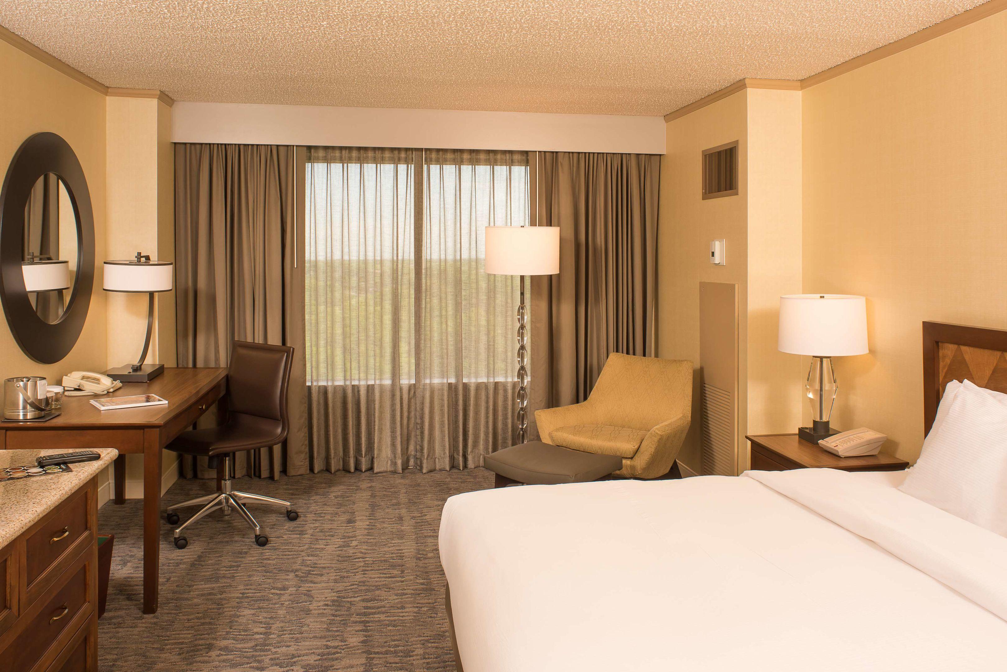 Doubletree Tulsa at Warren Place — photo 4