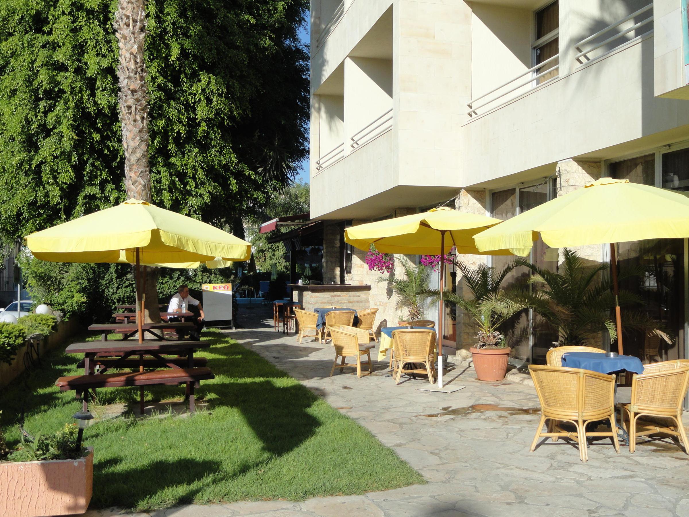 Estella Hotel & Apartments — photo 4