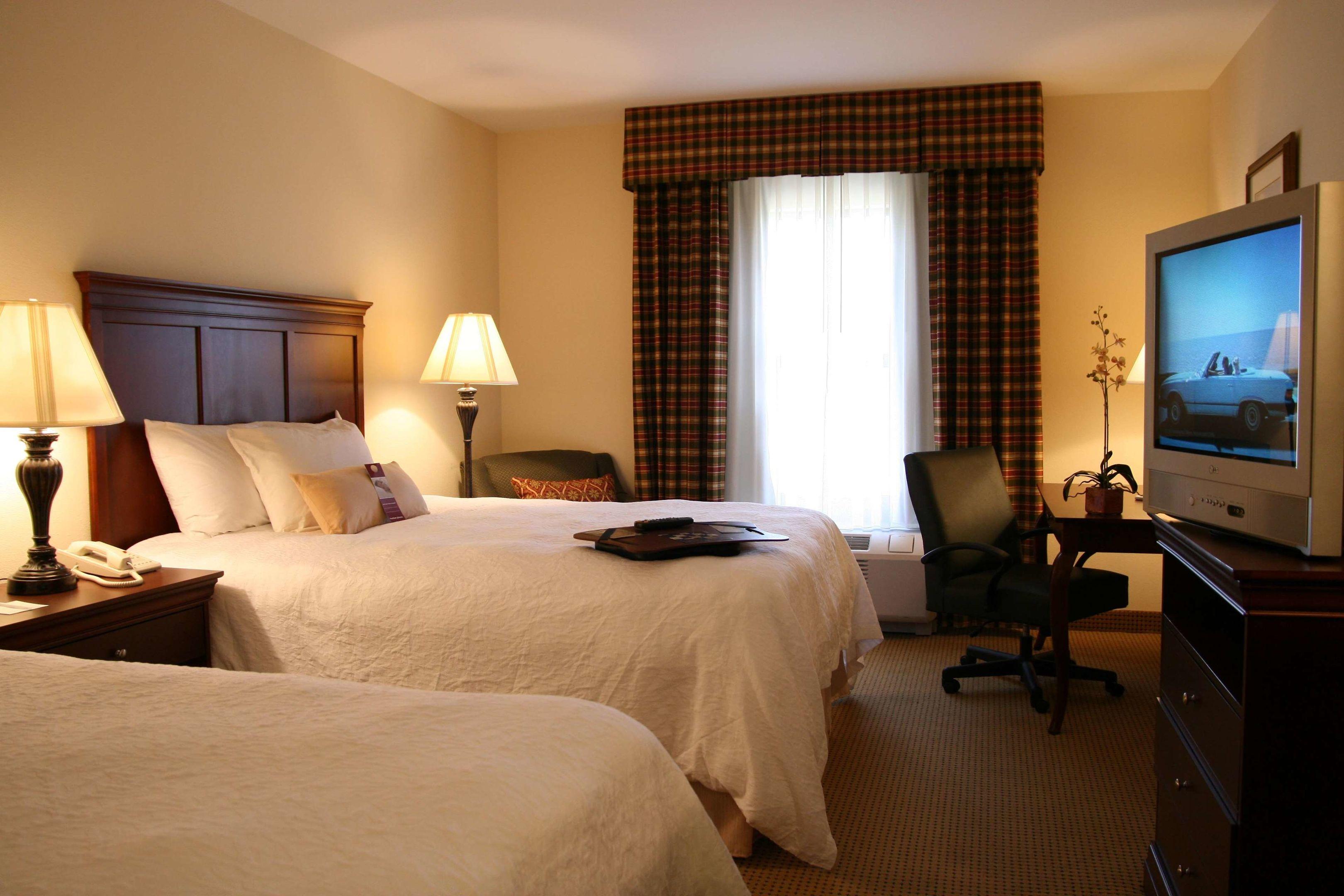 Hampton Inn & Suites Dobson — photo 4
