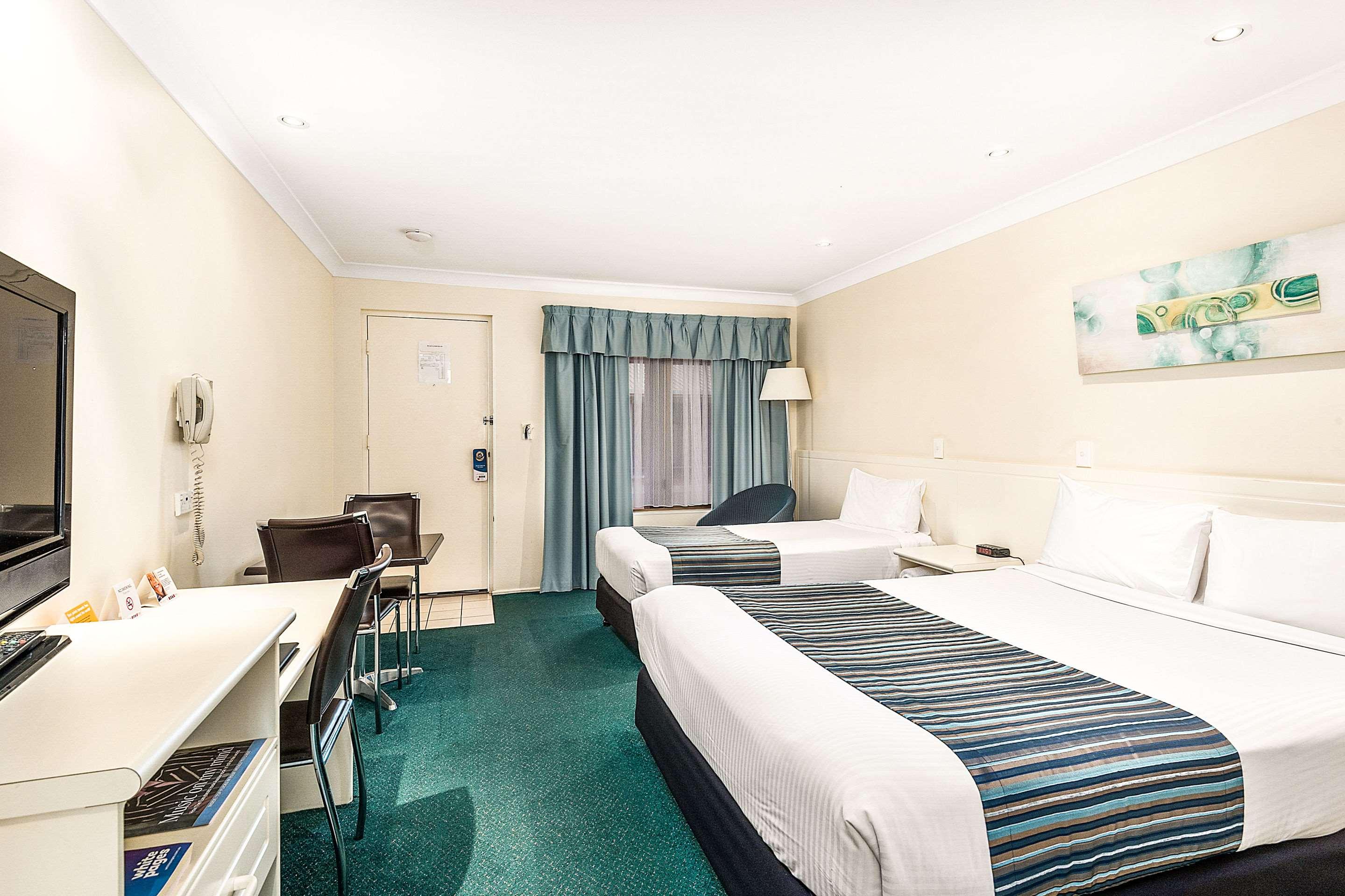 Comfort Inn Glenfield — photo 3