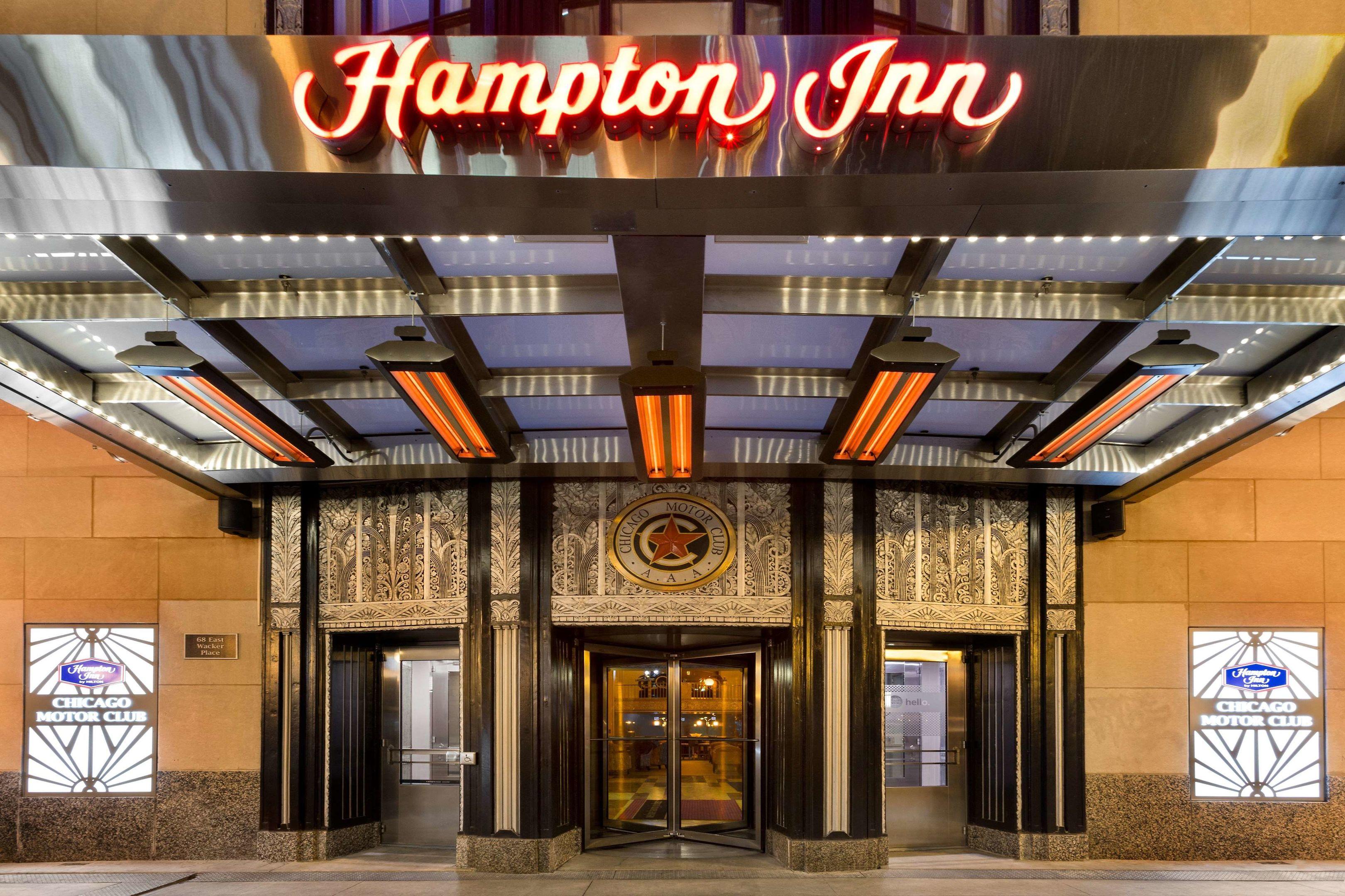 Hampton Inn Chicago Downtown N Loop/Michigan Ave — photo 4