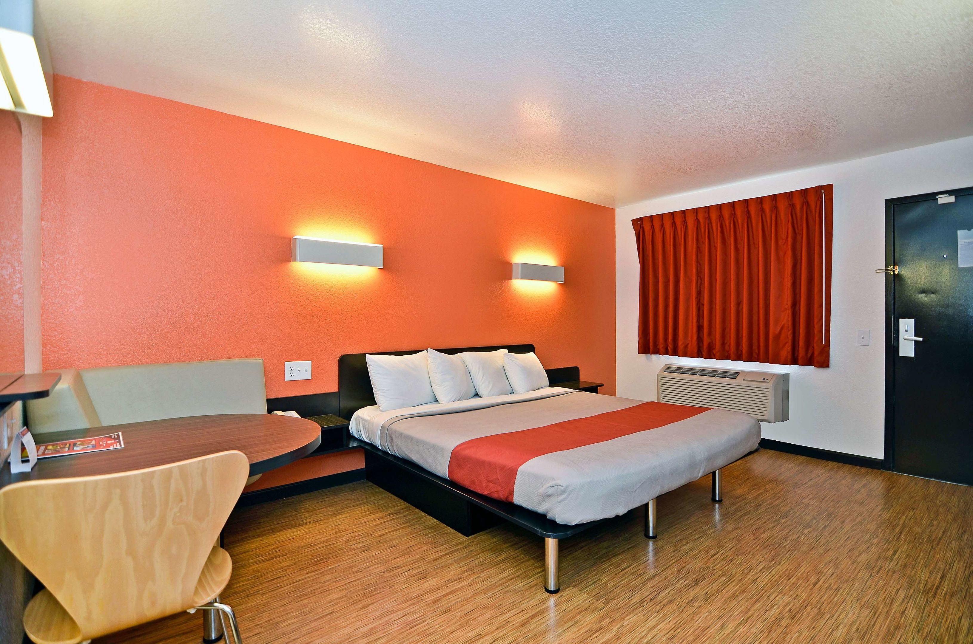 Motel 6 Fairfield - Napa Valley CA — photo 5
