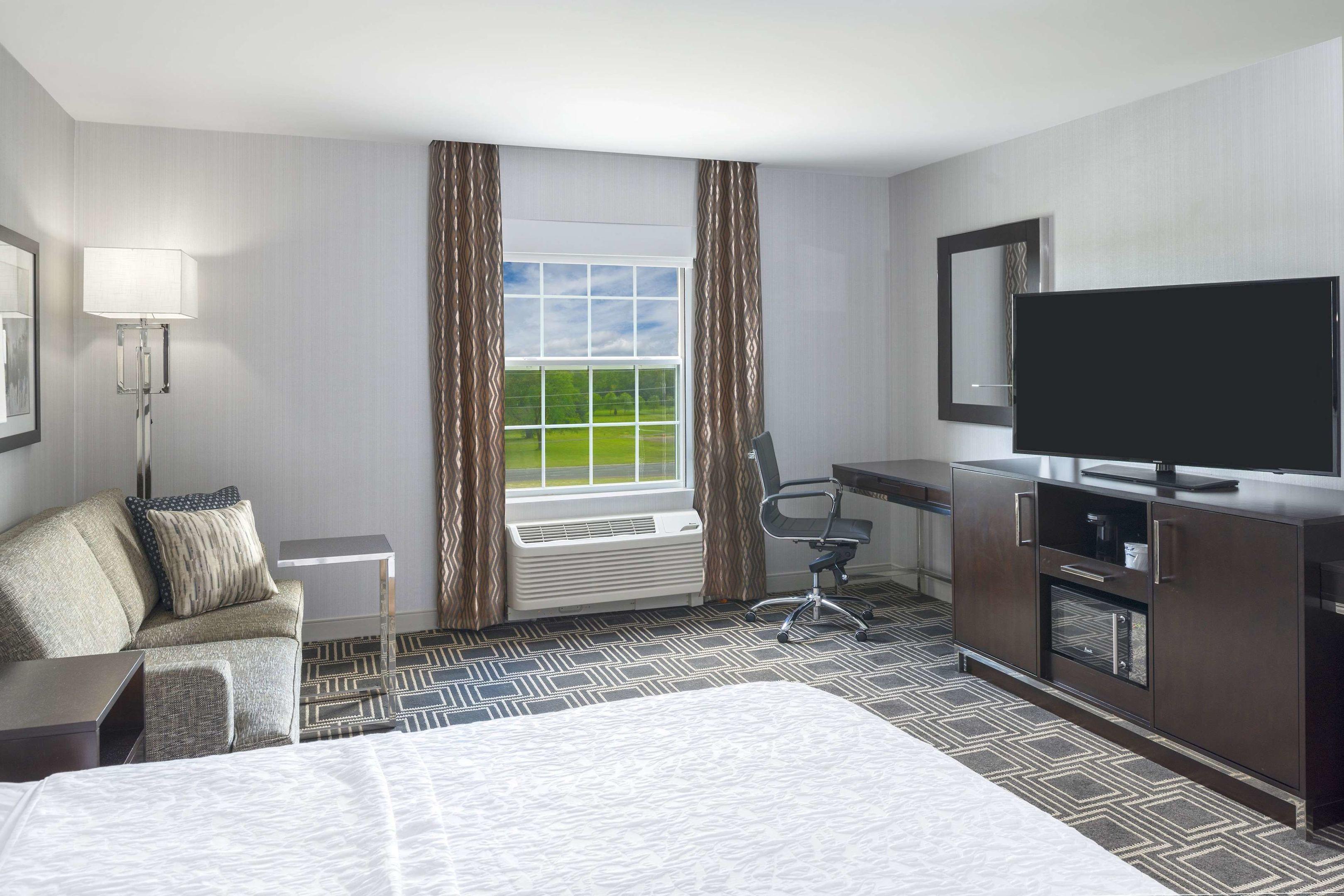 Hampton Inn & Suites Bridgewater — photo 4