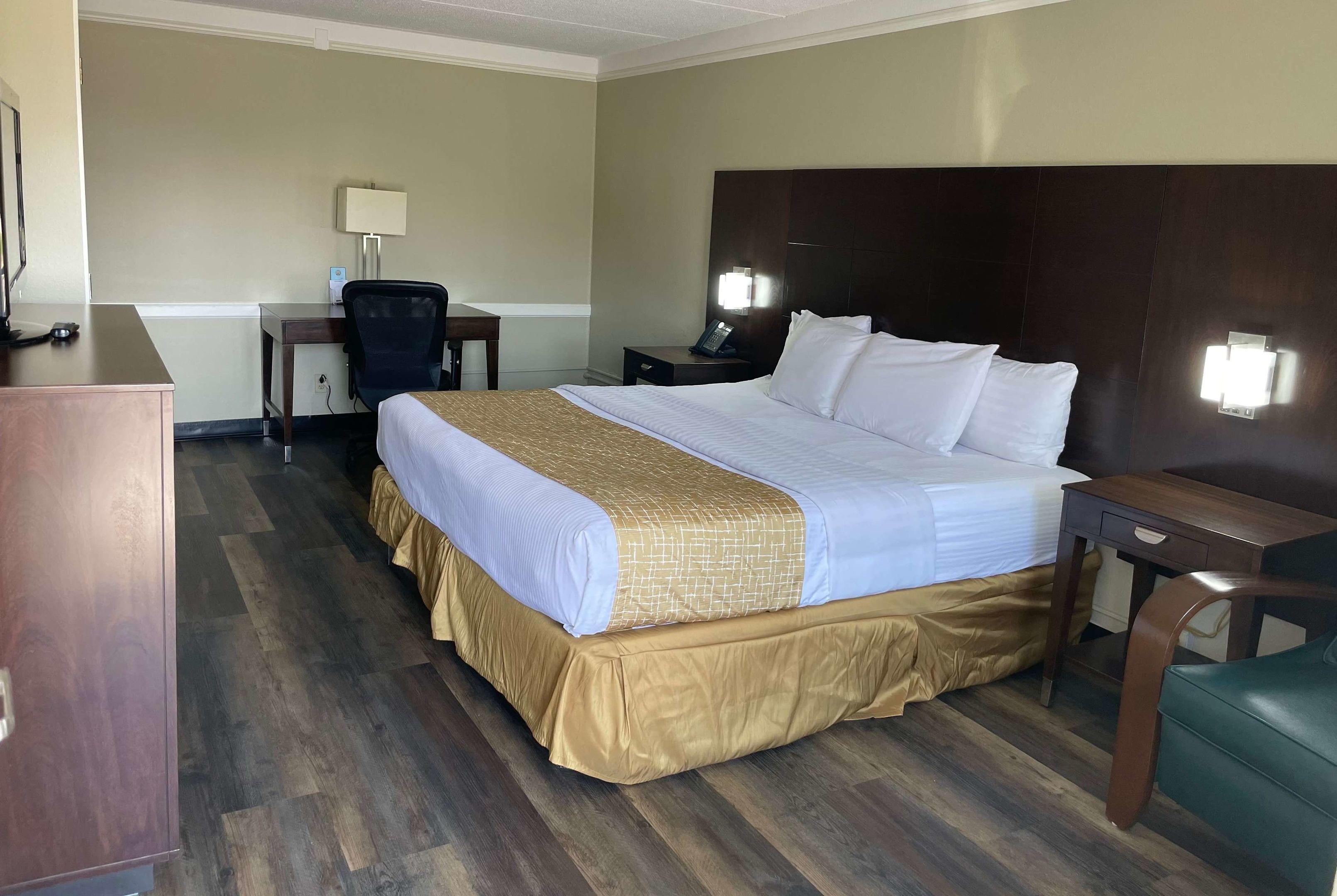 Travelodge by Wyndham Tuscaloosa — photo 5