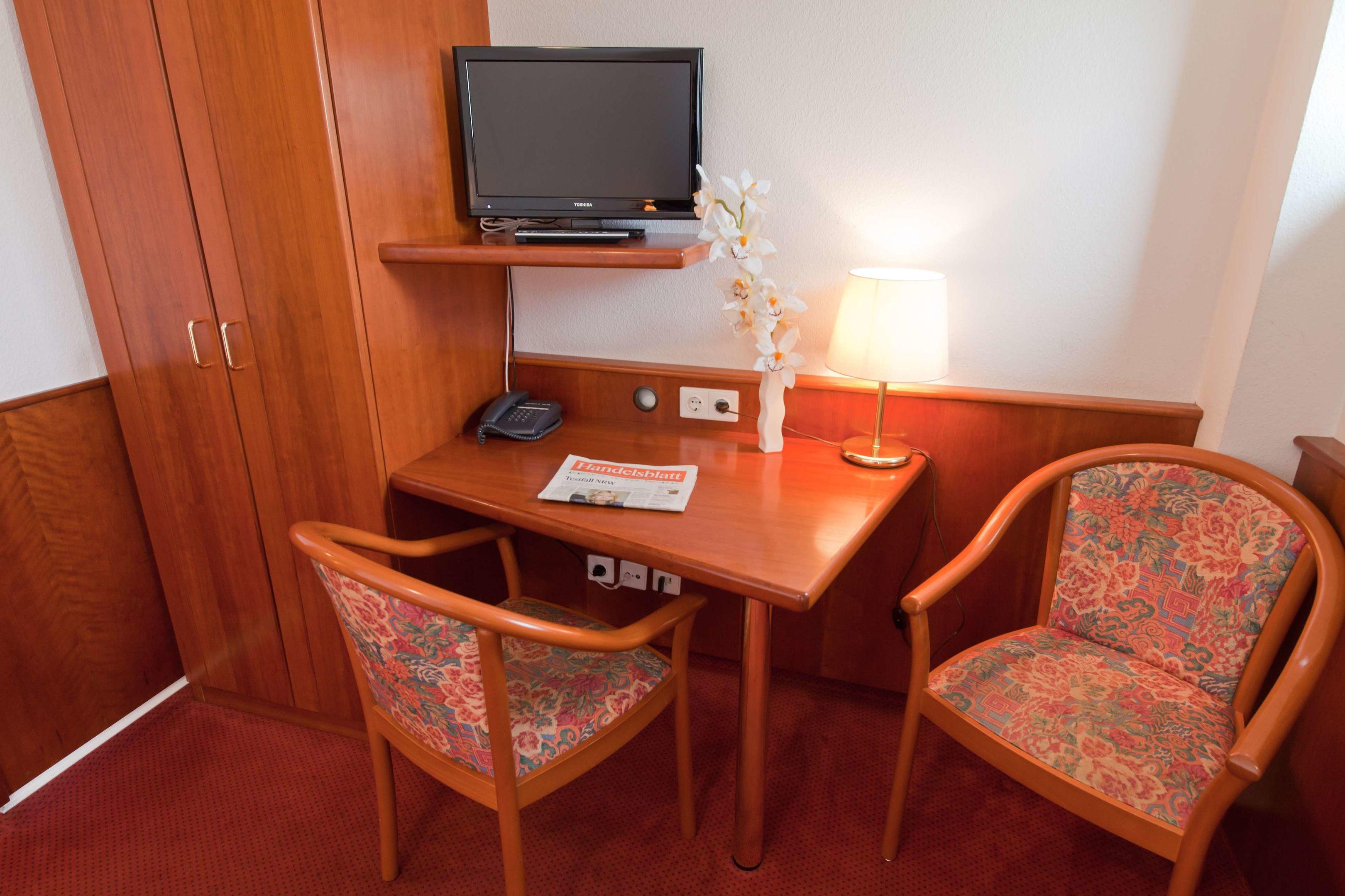 Novum Hotel Hagemann Hamburg Hafen — photo 5