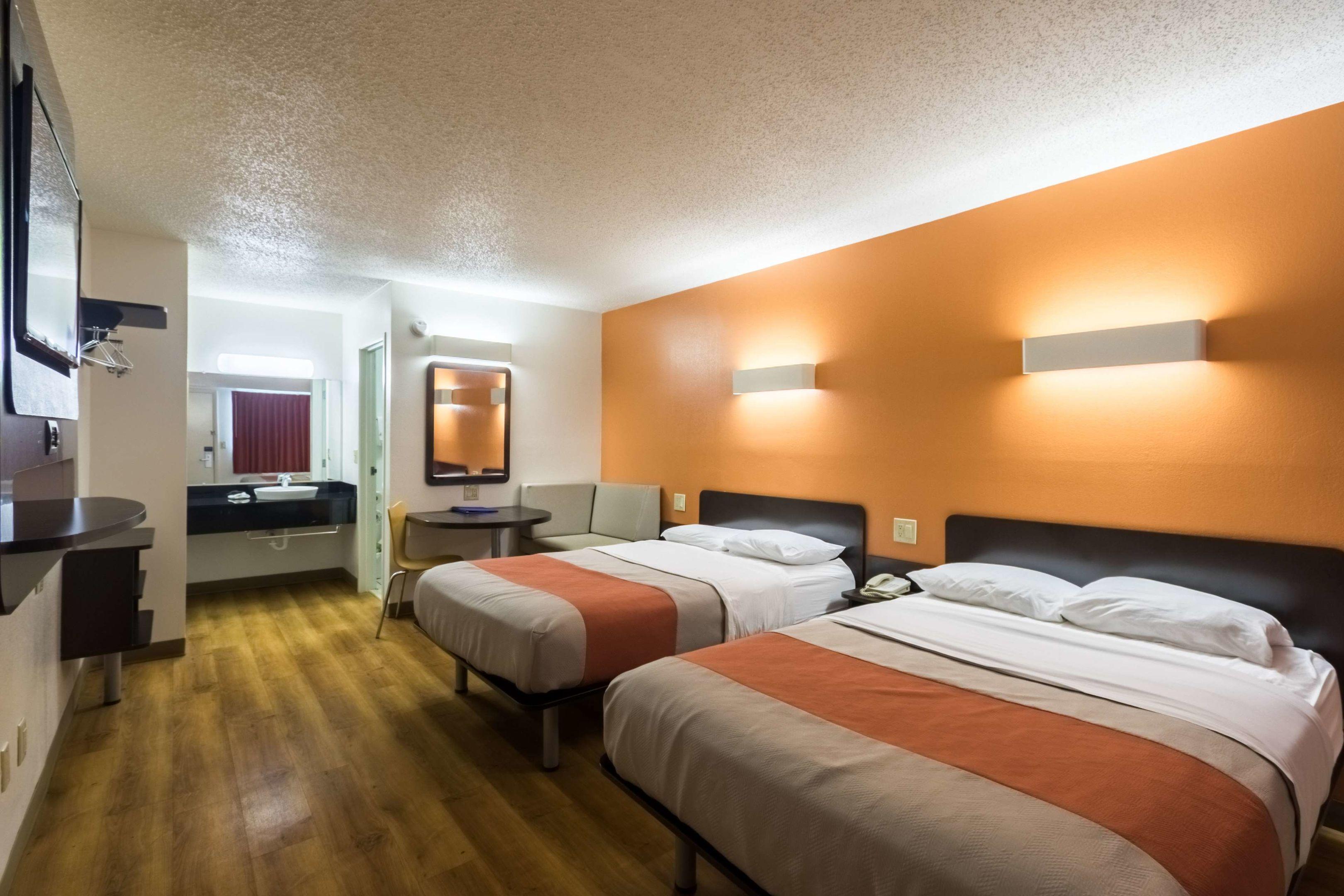 Motel 6 Crawfordsville — photo 4