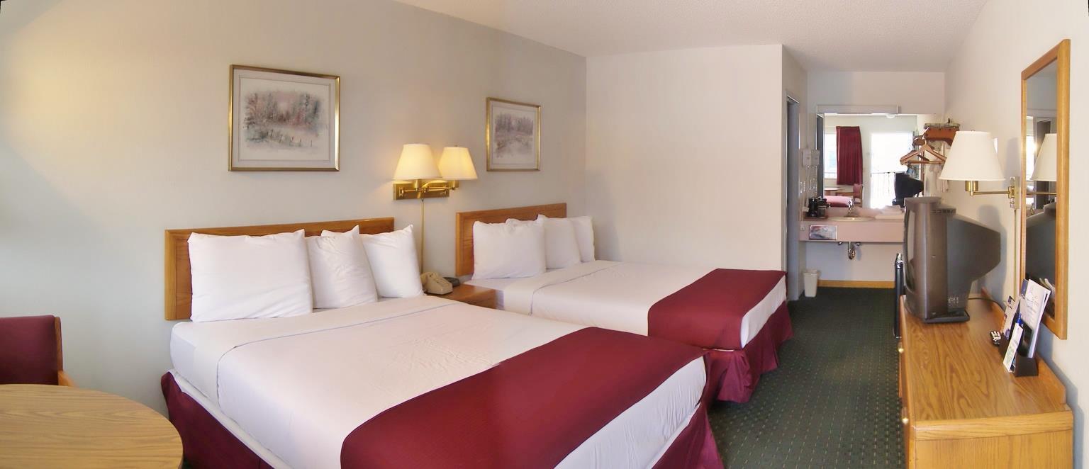 Americas Best Value Inn St. Ignace — photo 4
