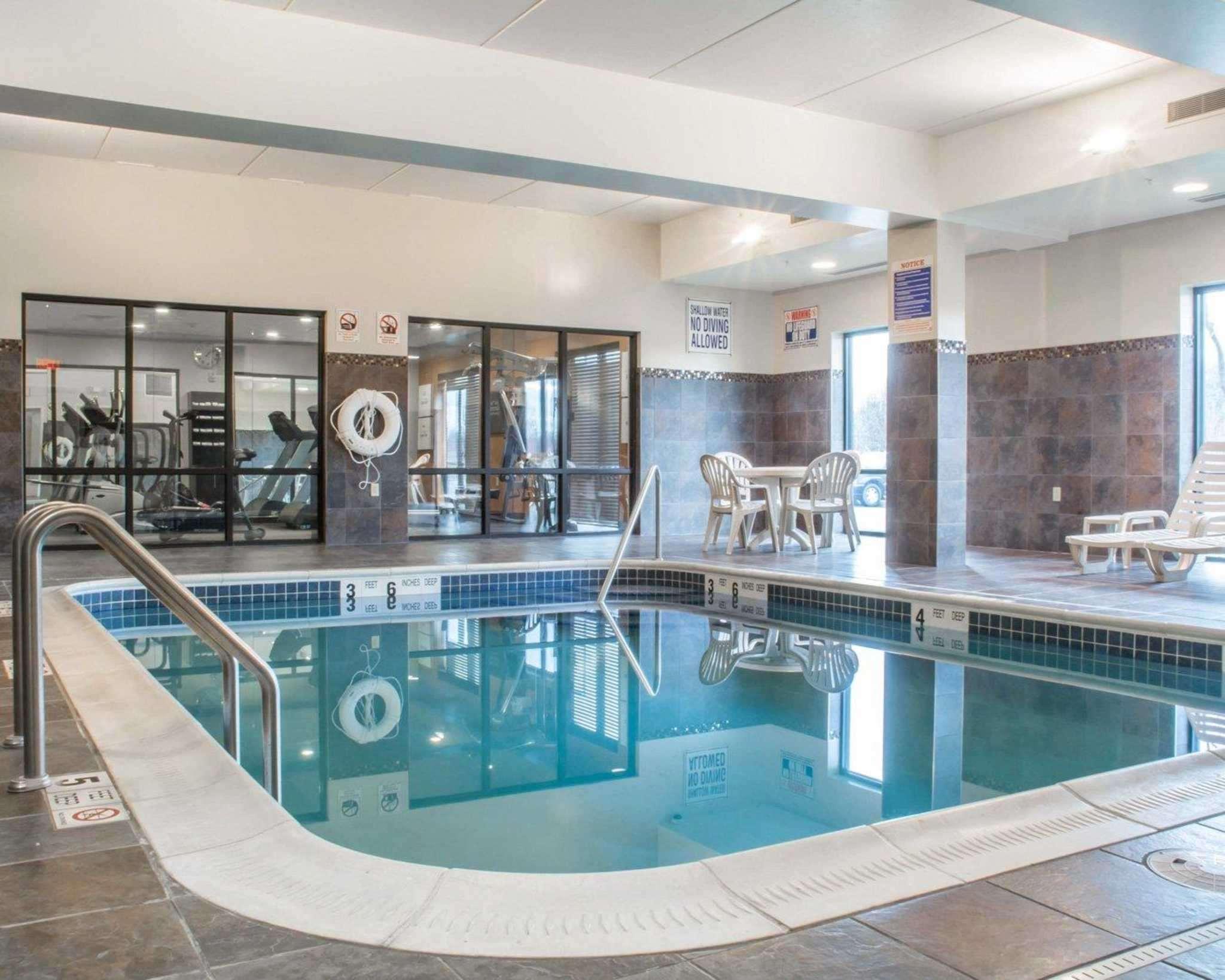 Comfort Suites Cicero — photo 5