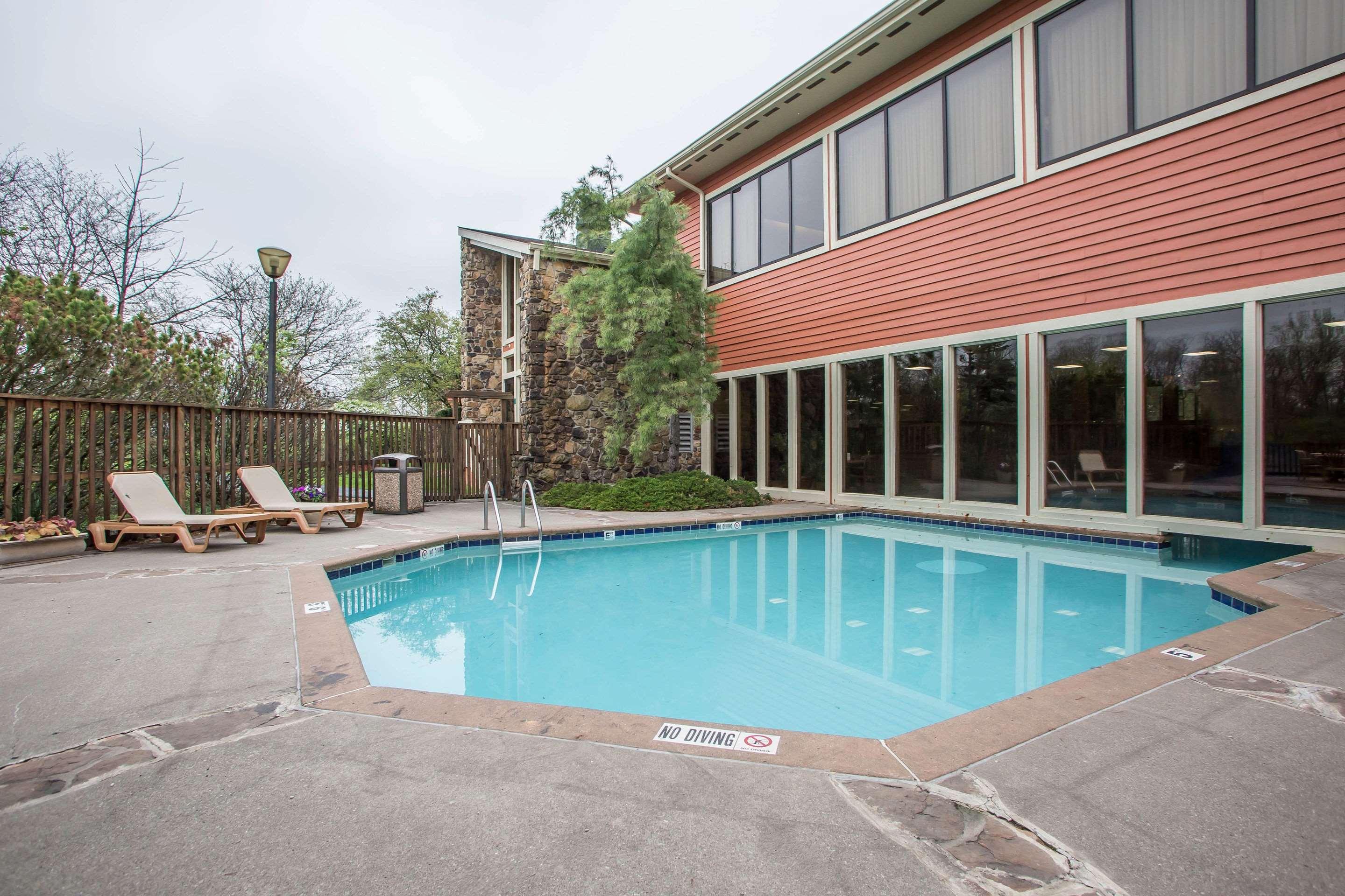 Clarion Inn — photo 5
