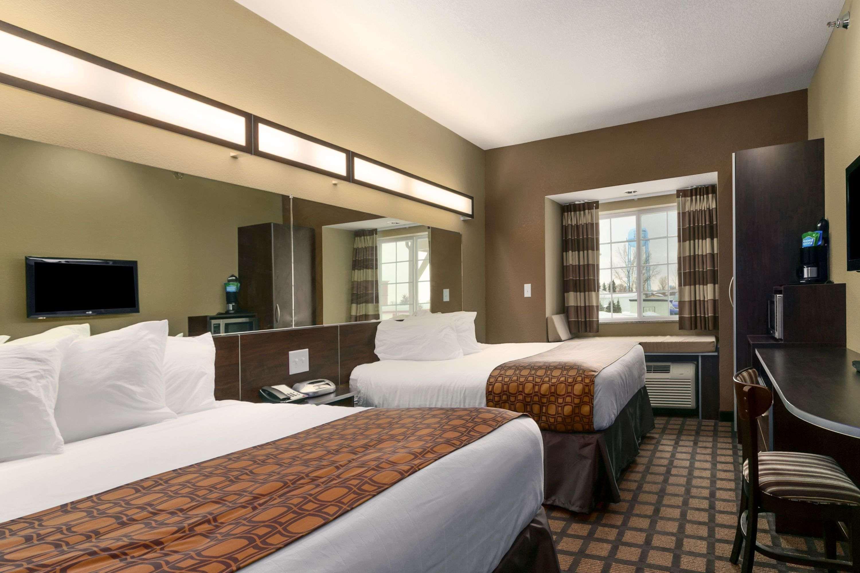 Microtel Inn & Suites by Wyndham Minot — photo 5