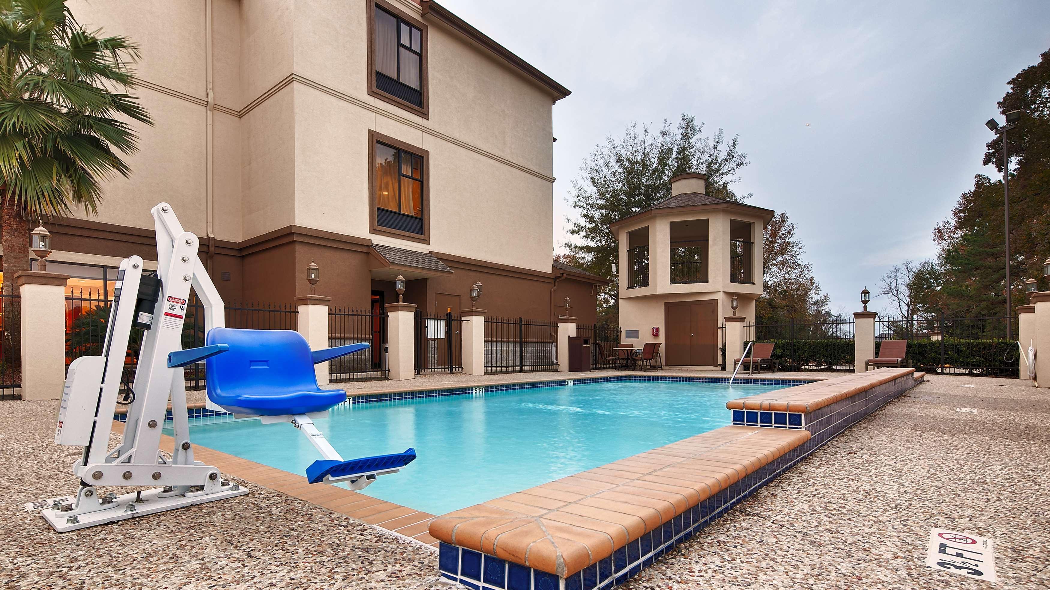 Best Western Plus North Houston Inn & Suites — photo 4