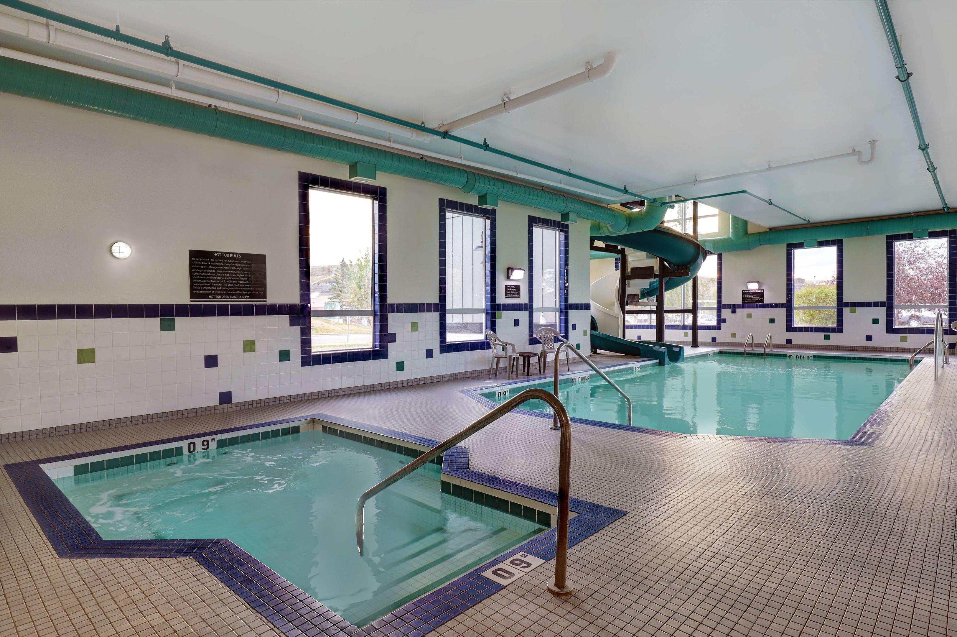 SureStay Plus Hotel by Best Western Drumheller — photo 4