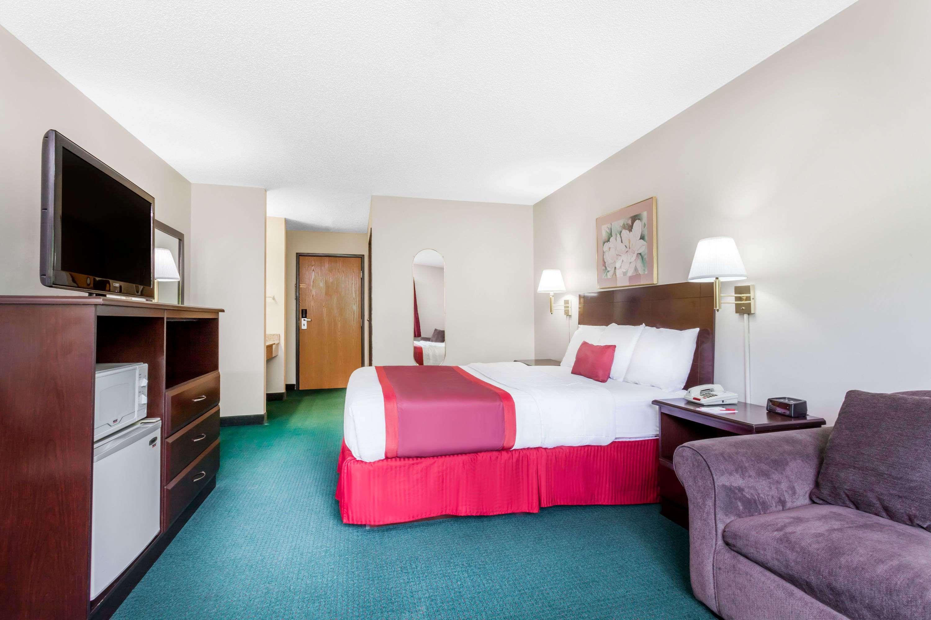 Ramada Limited Tell City — photo 5