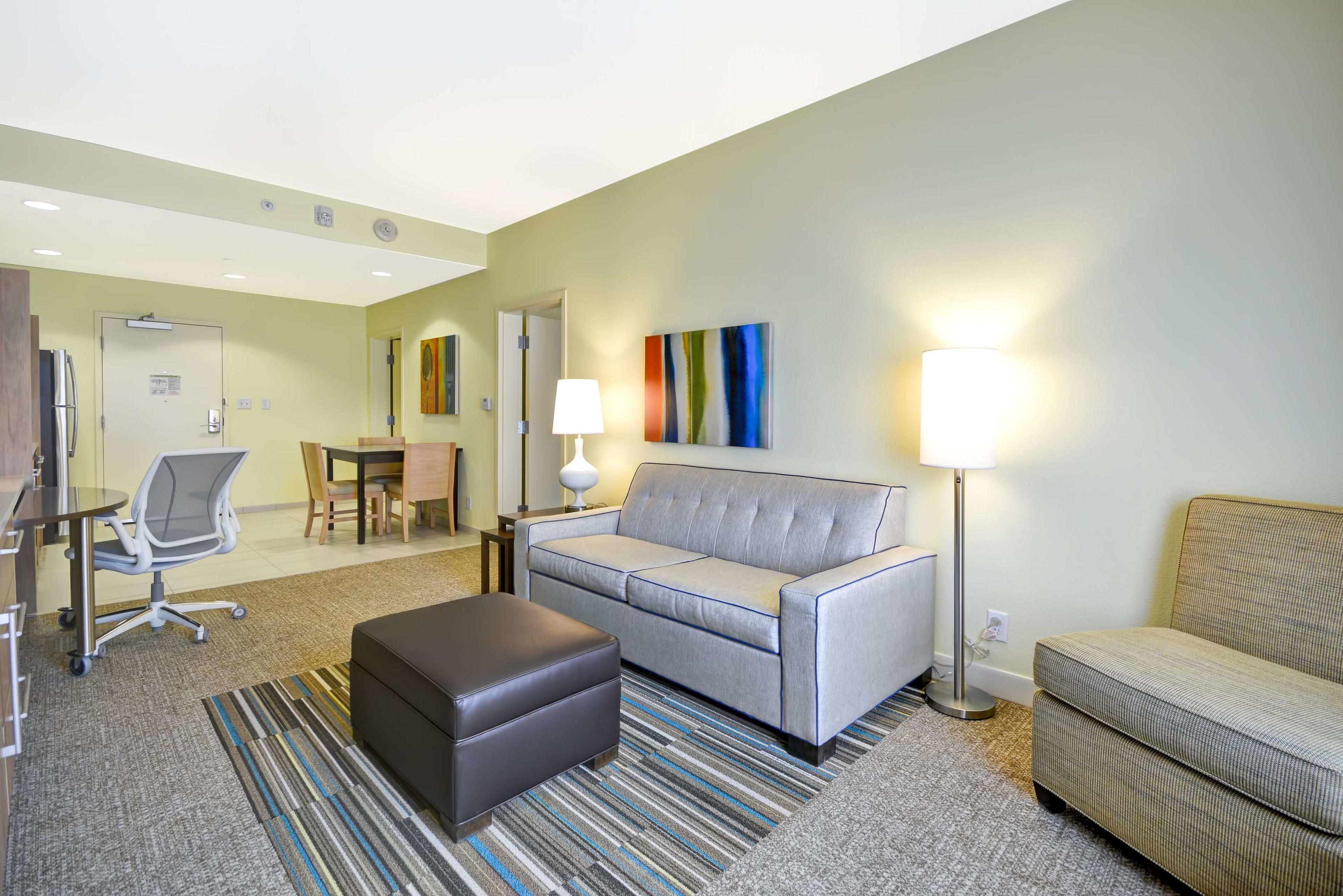 Home2 Suites By Hilton Dallas Addison — photo 4