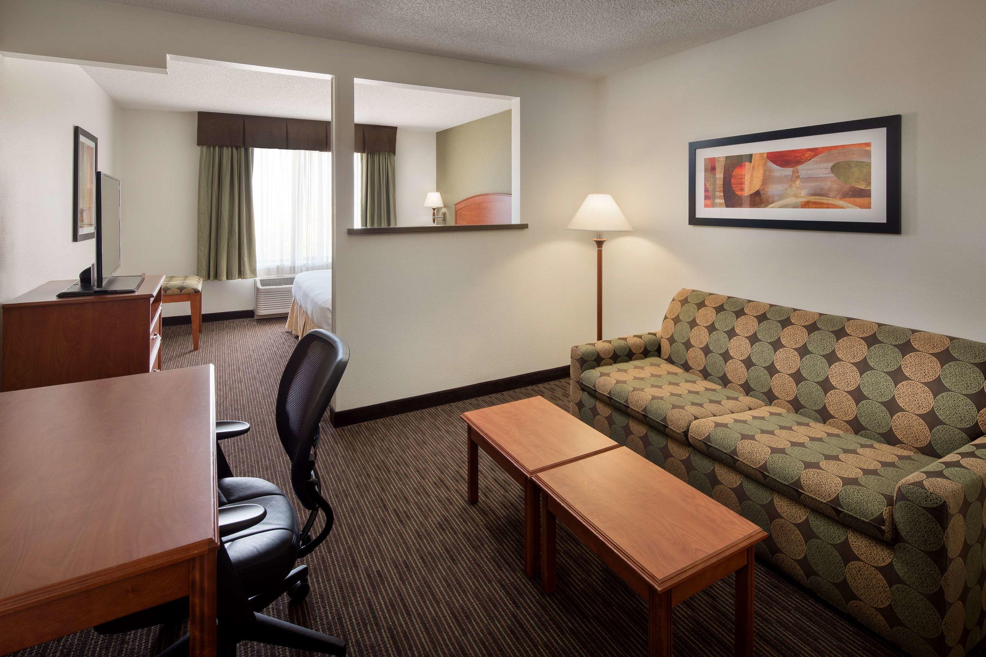 Best Western Plus Denver International Airport Inn & Suites — photo 3