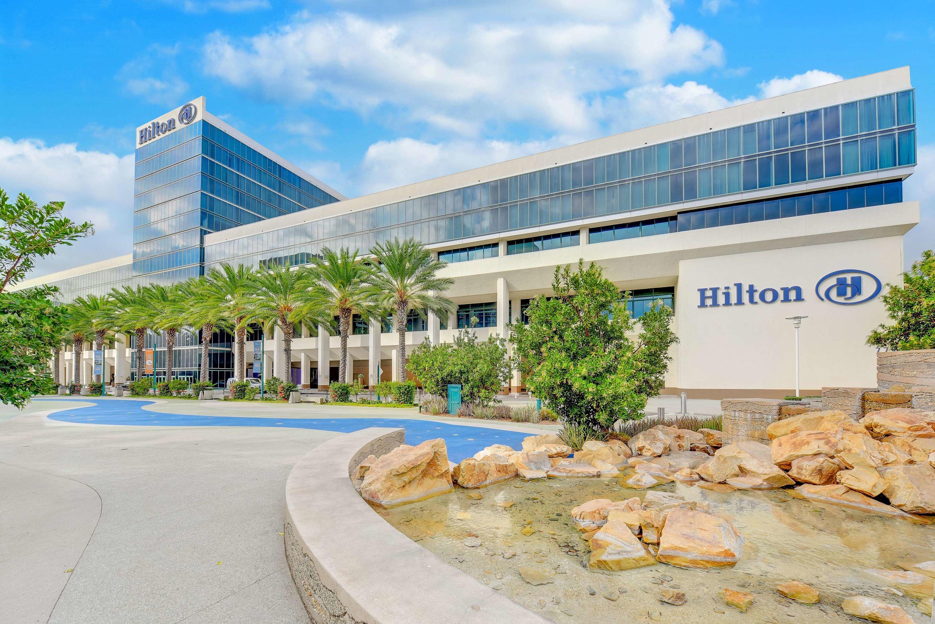Hilton Anaheim — photo 3