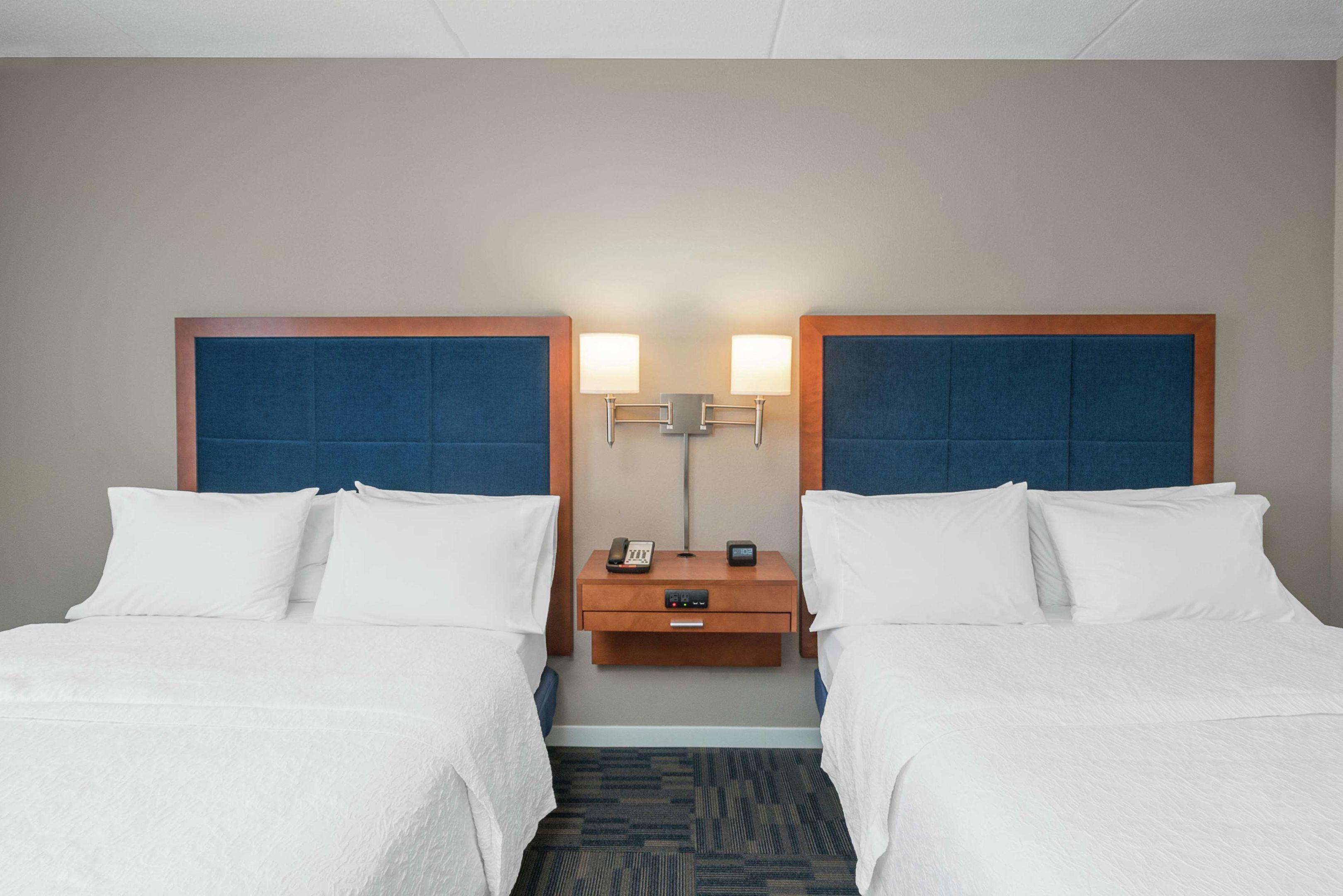 Hampton Inn Suites Newburgh Stewart Airport — photo 4