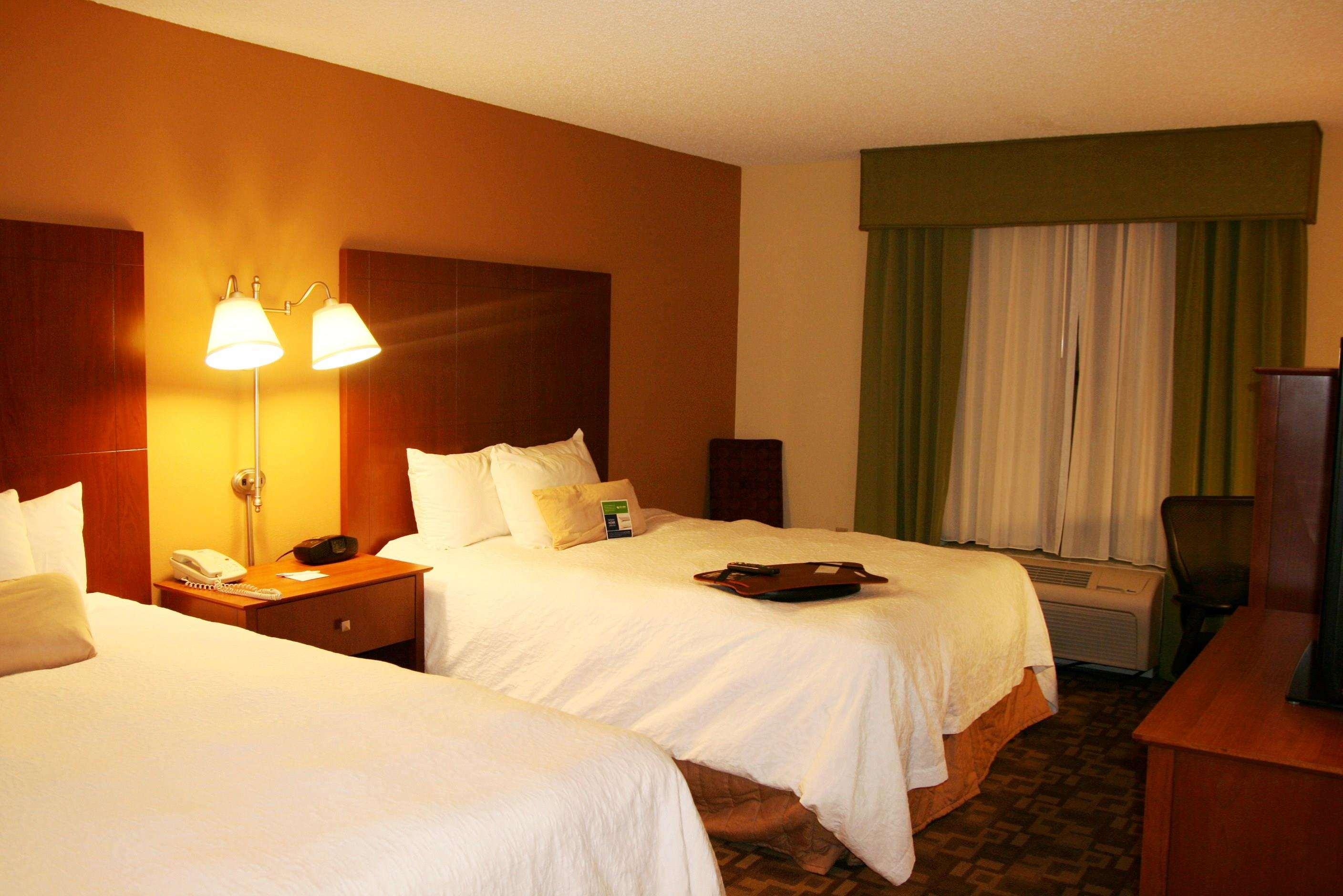 Hampton Inn & Suites Kansas City/Merriam — photo 5