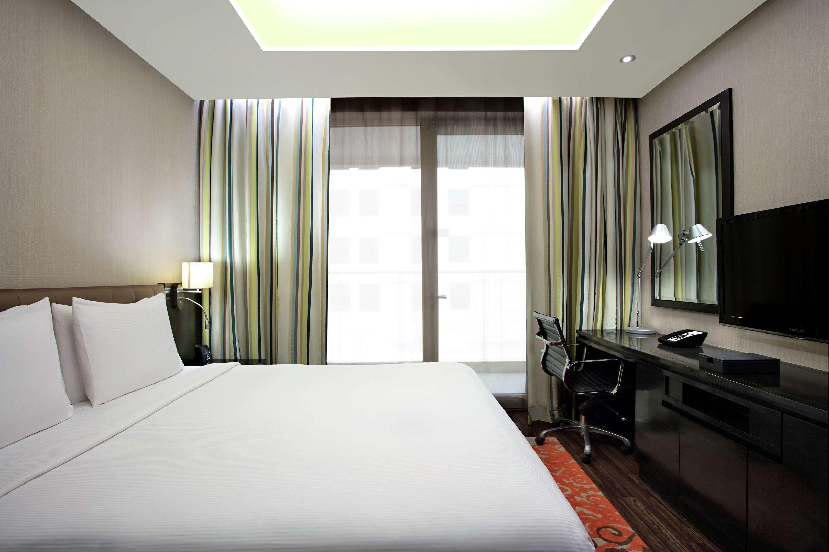 DoubleTree Suites by Hilton Hotel Bangalore — photo 4