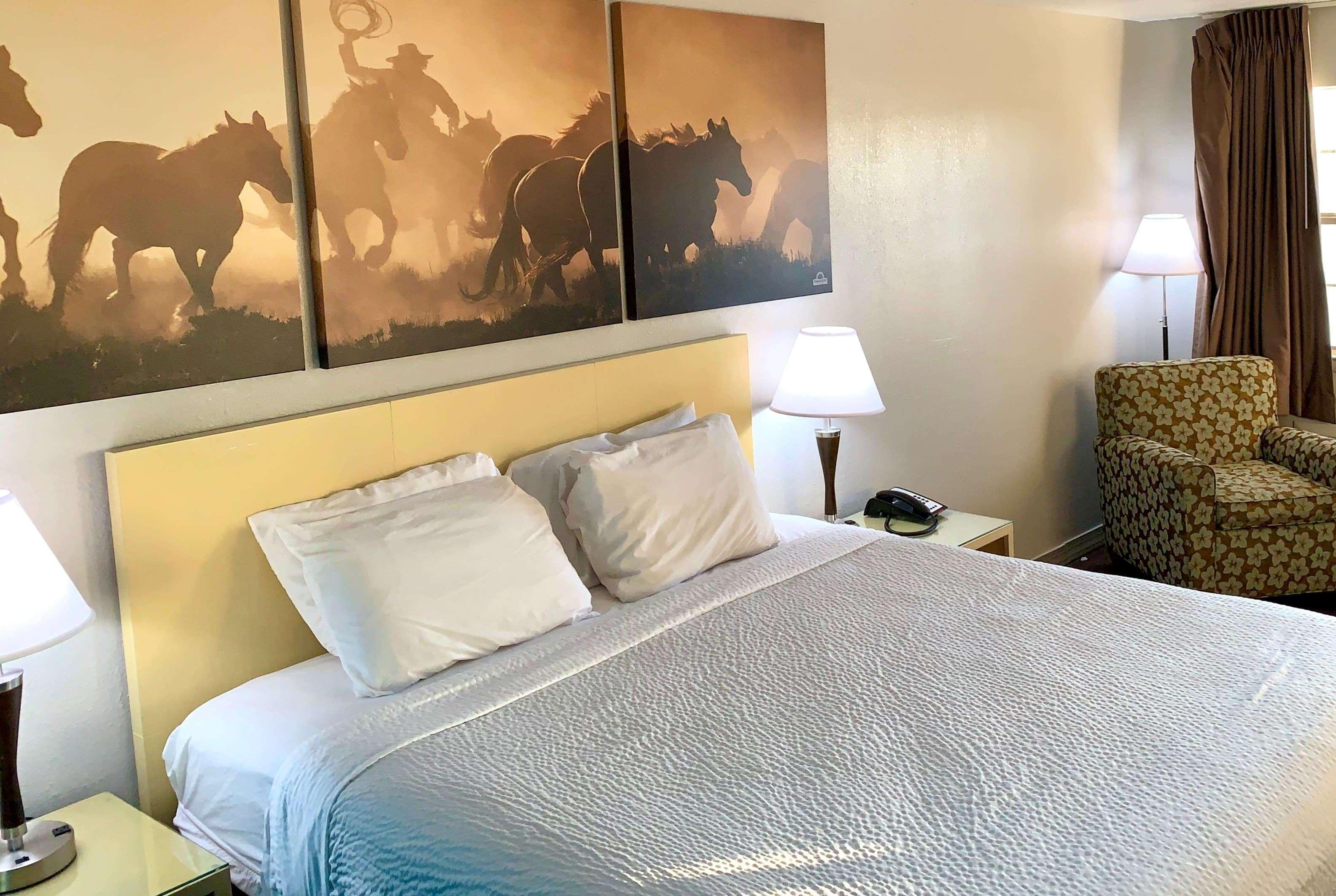 Days Inn Canton — photo 5