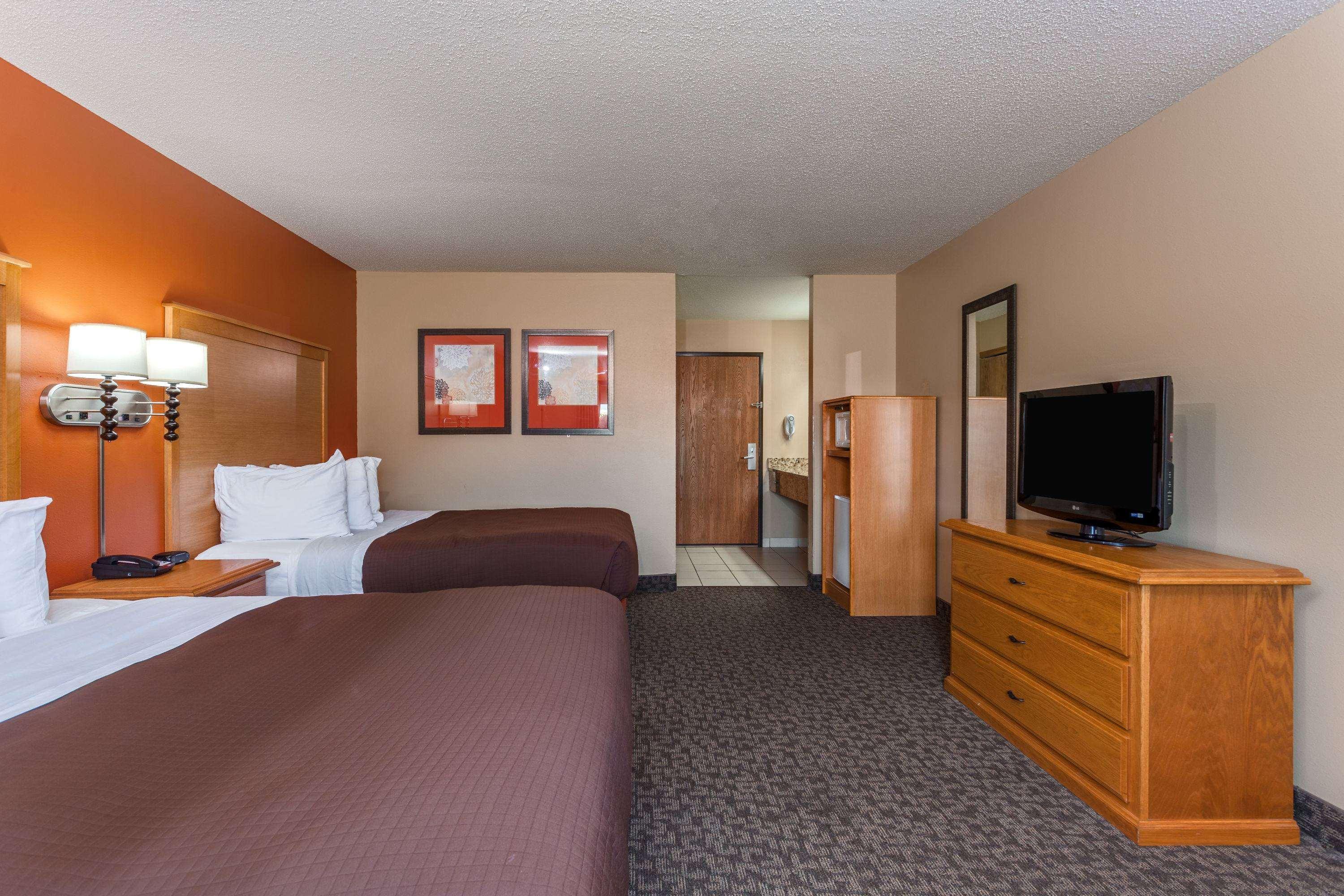 AmericInn by Wyndham Boscobel — photo 5