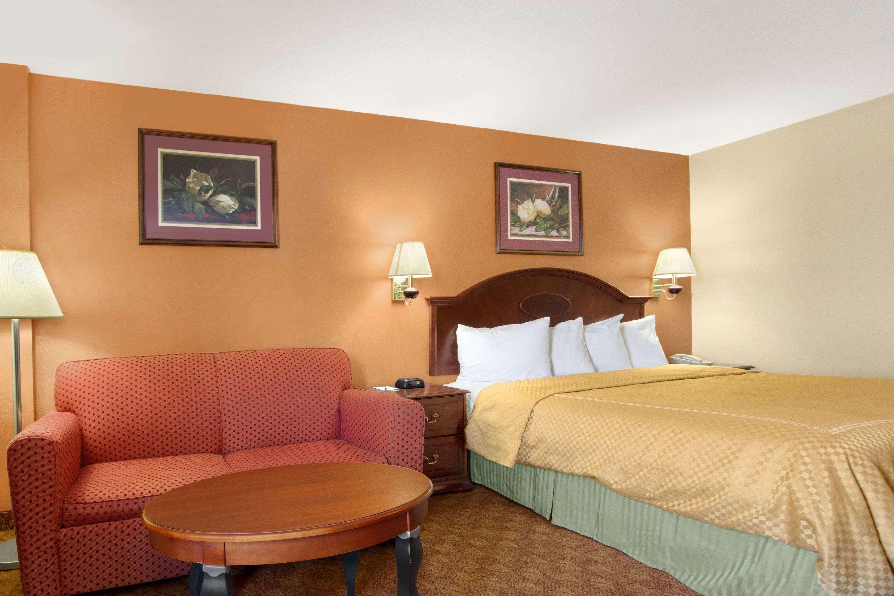 Ramada Limited Columbia — photo 5