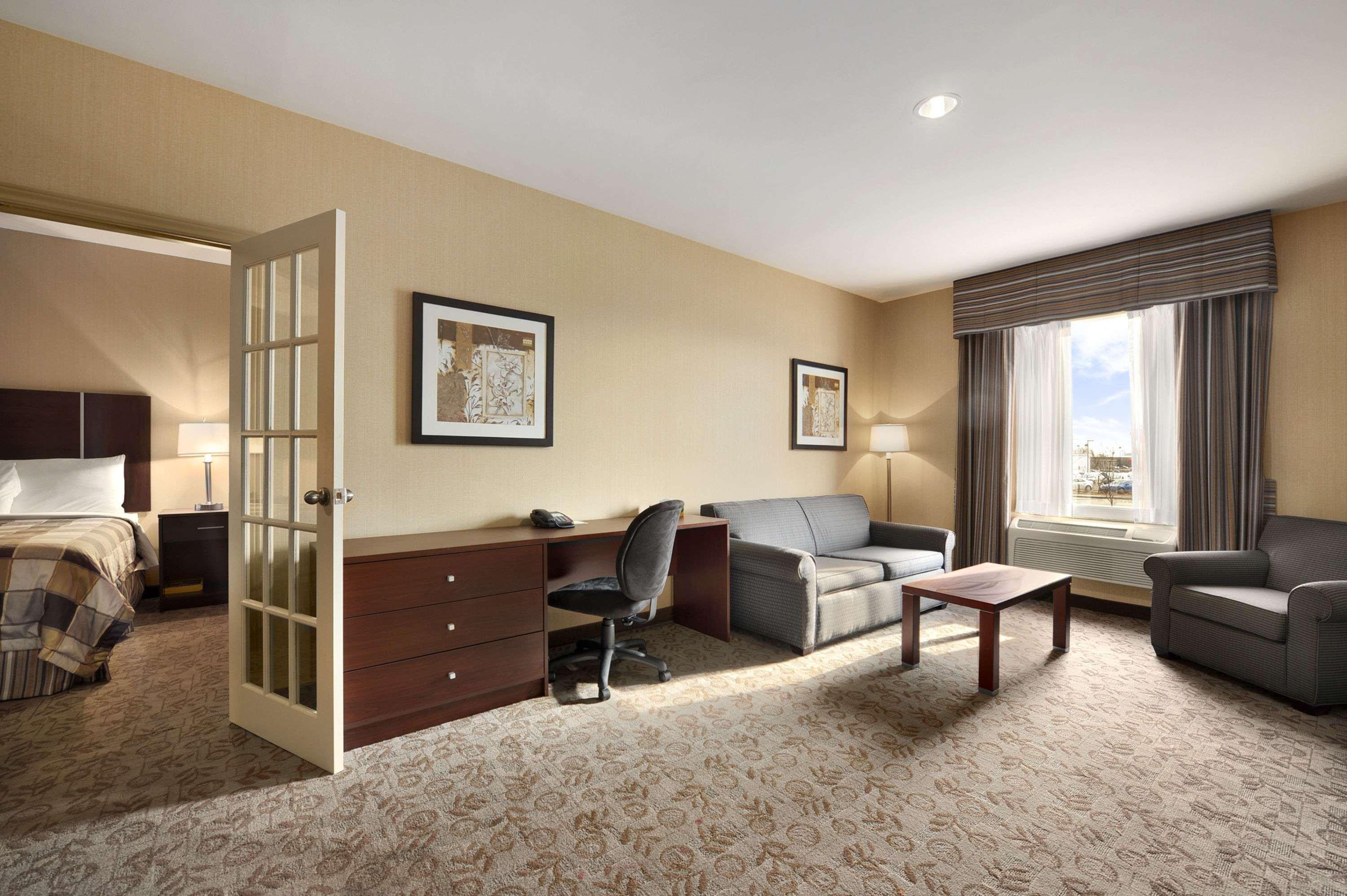 Days Inn Brampton — photo 3