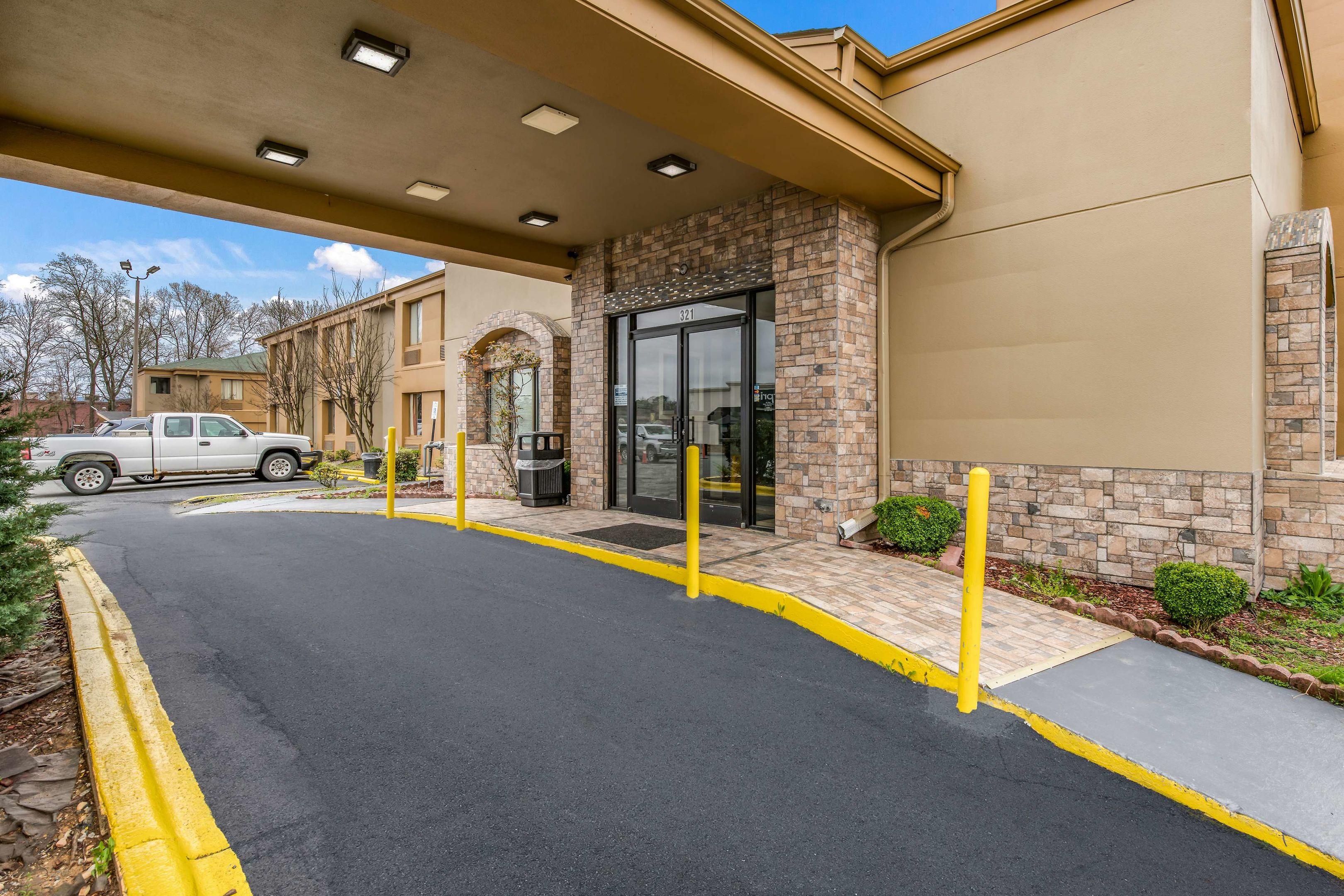 Americas Best Value Inn Salisbury — photo 4