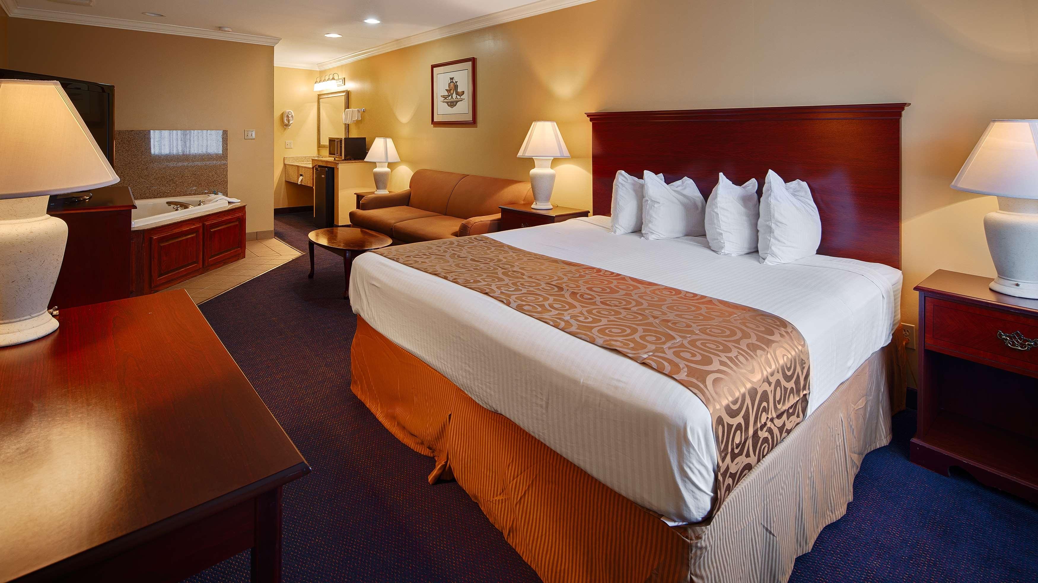 Best Western Forest Inn — photo 4