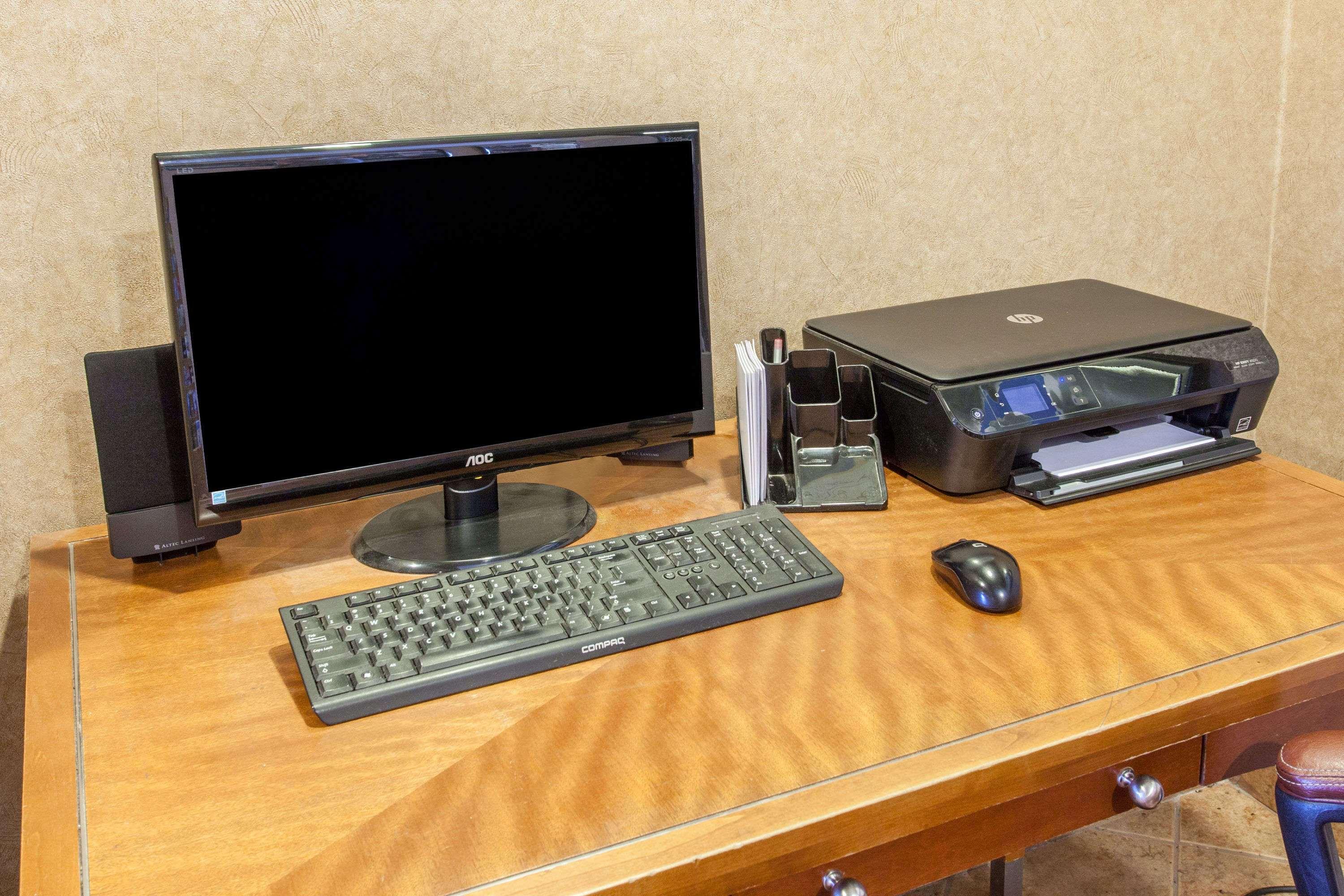 Ramada Sparta — photo 4