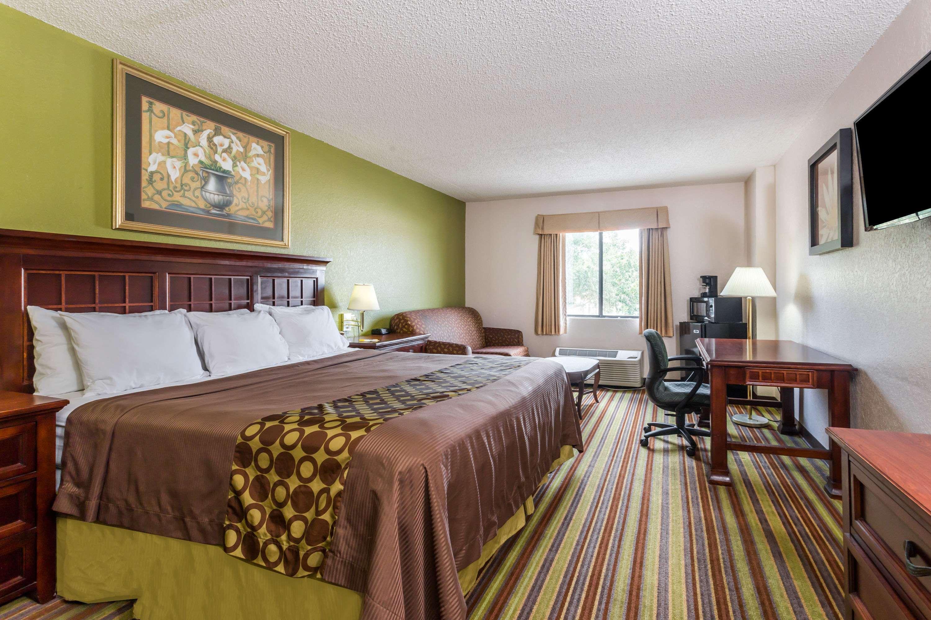 Days Inn Sarasota - Siesta Key — photo 3
