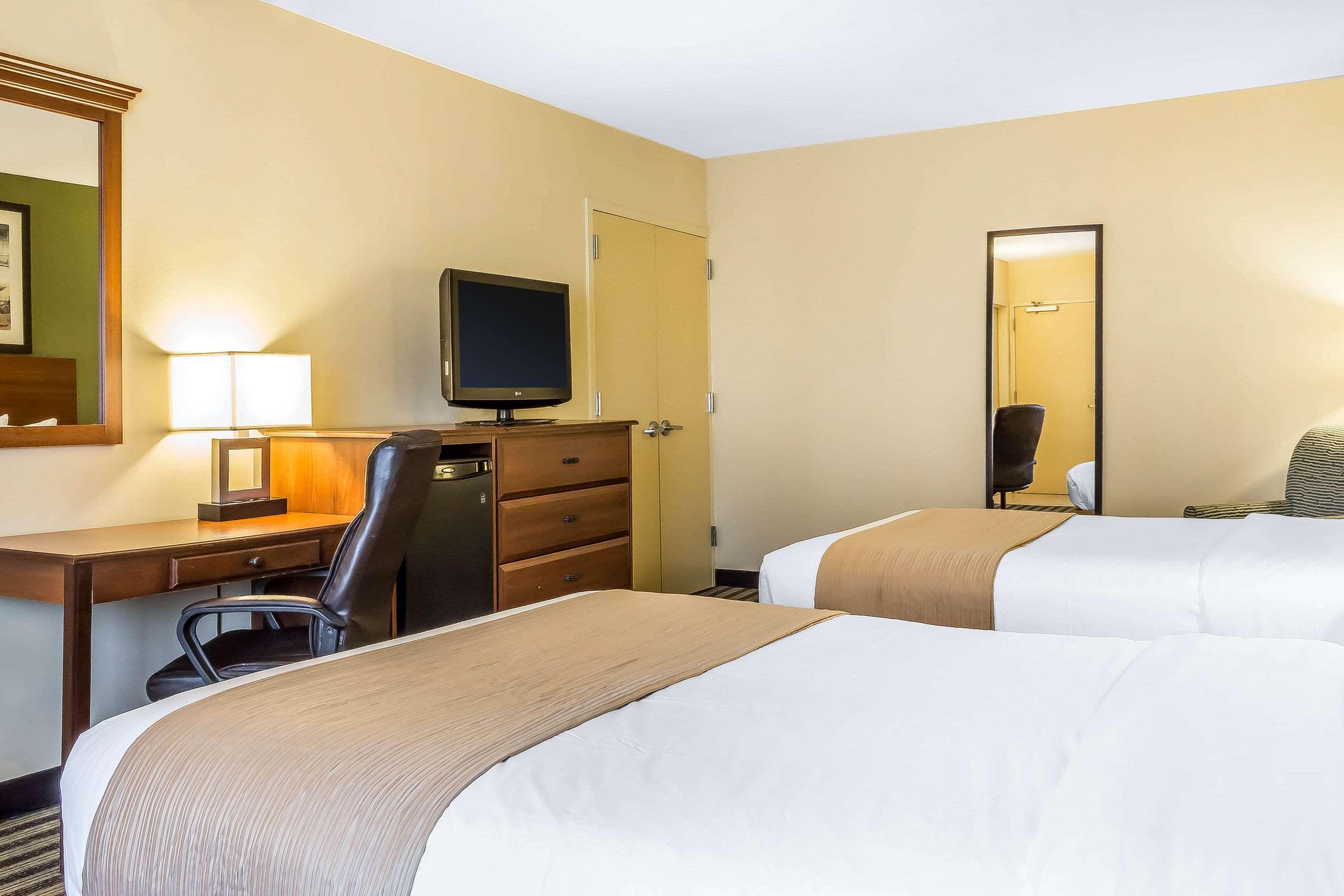 Quality Inn Flamingo — photo 5
