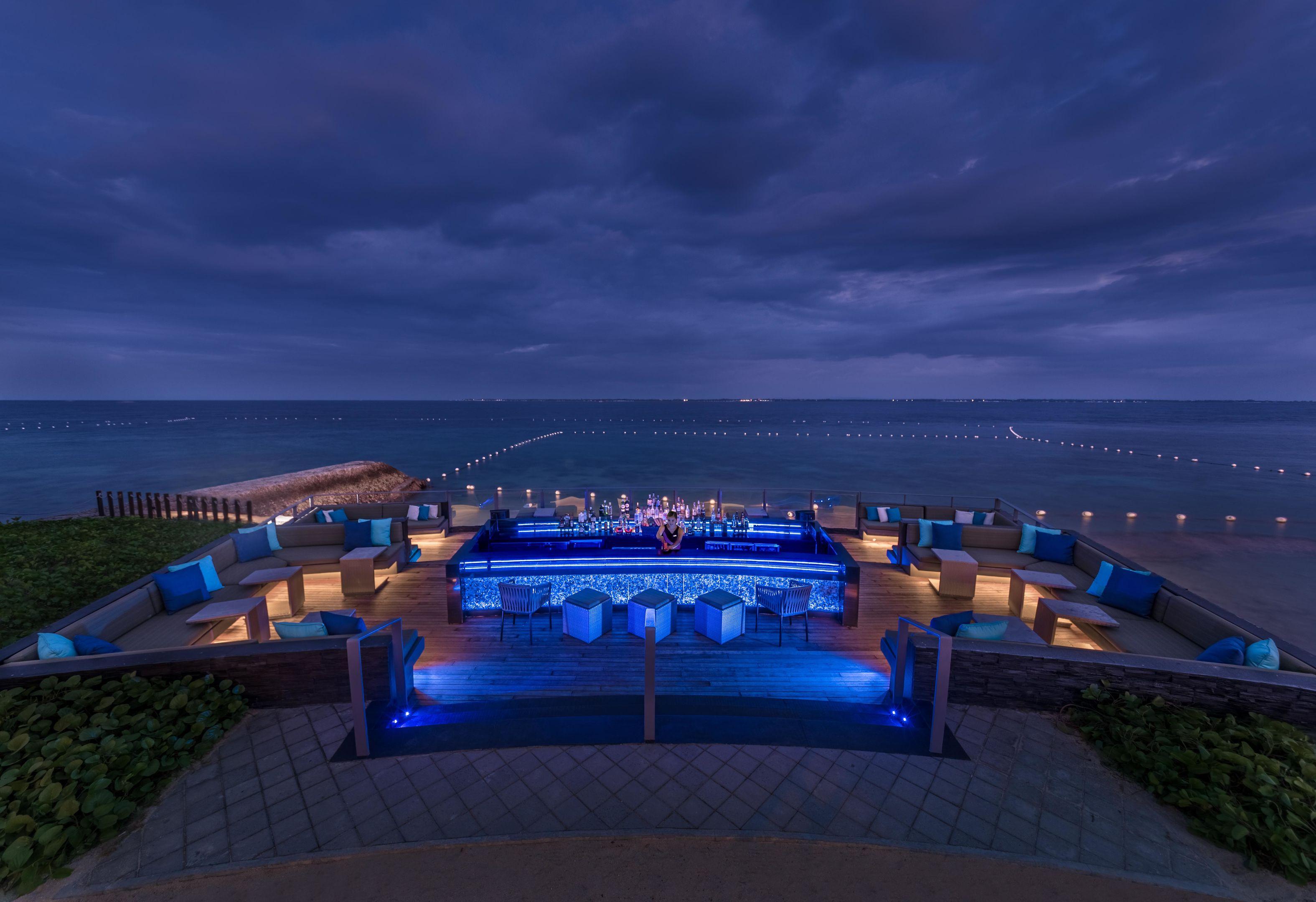Crimson Resort & Spa Mactan, Cebu — photo 4
