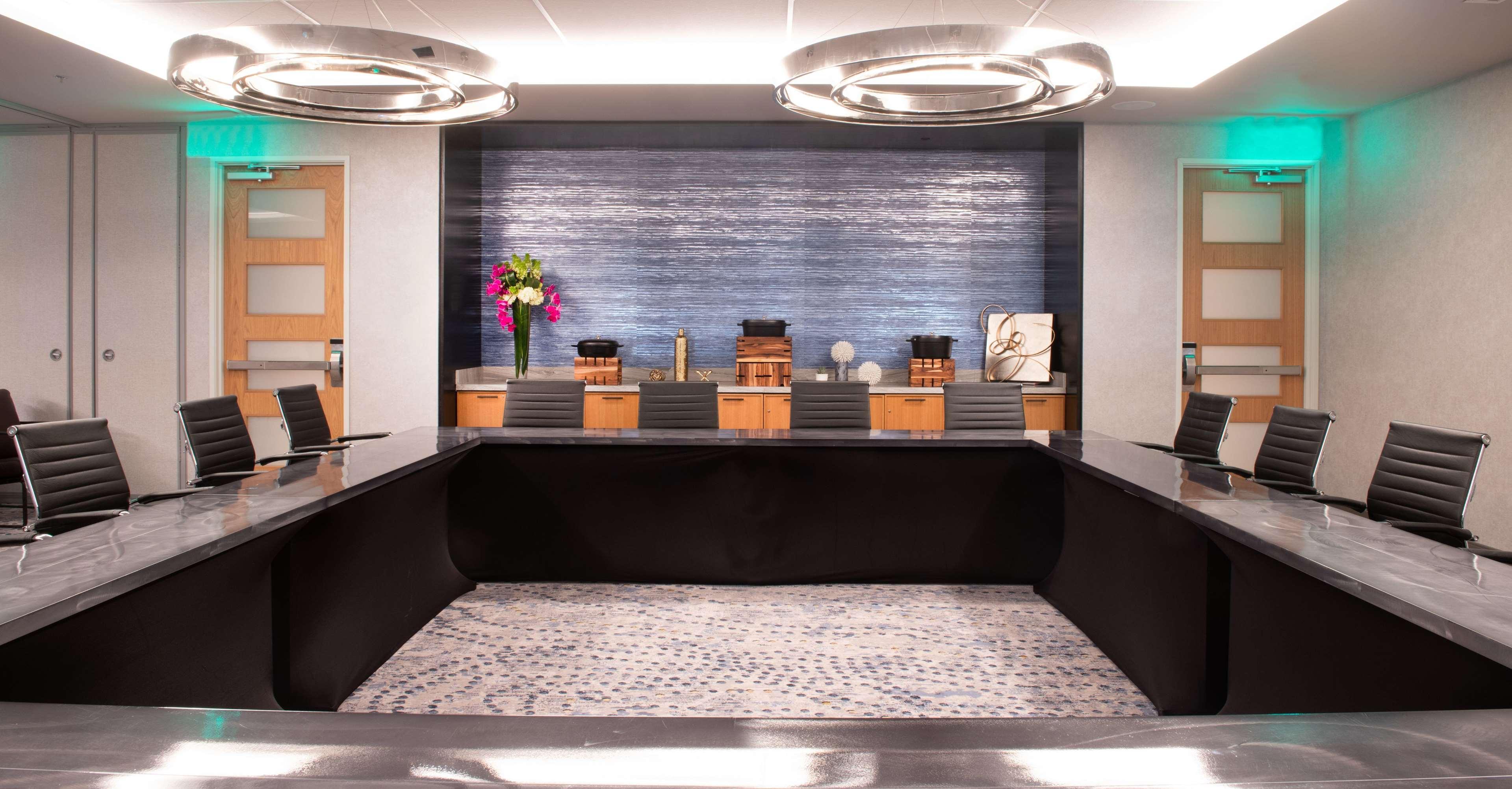 The Charter Hotel Seattle Curio Collection by Hilton — photo 5