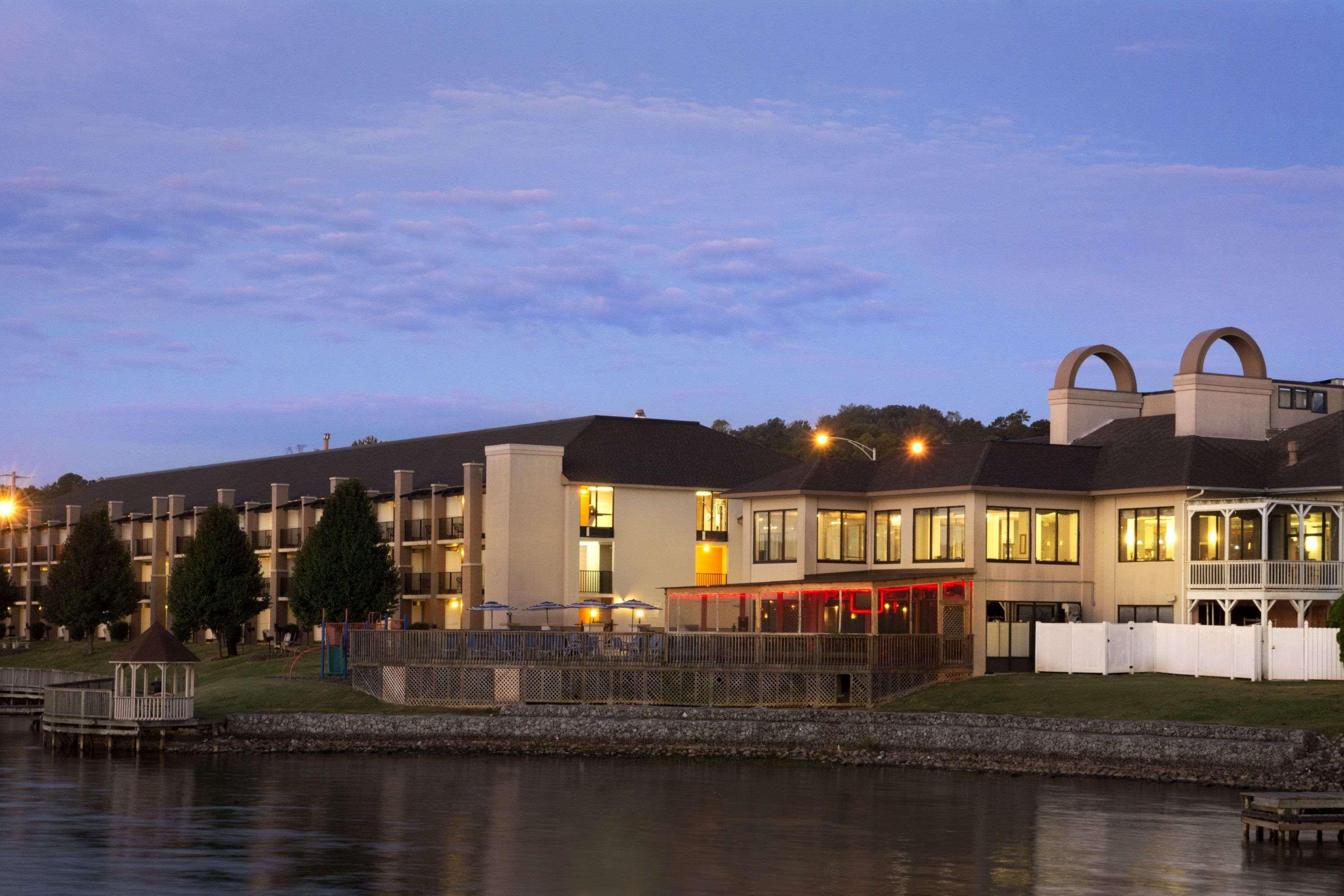 Wyndham Garden Lake Guntersville — photo 4